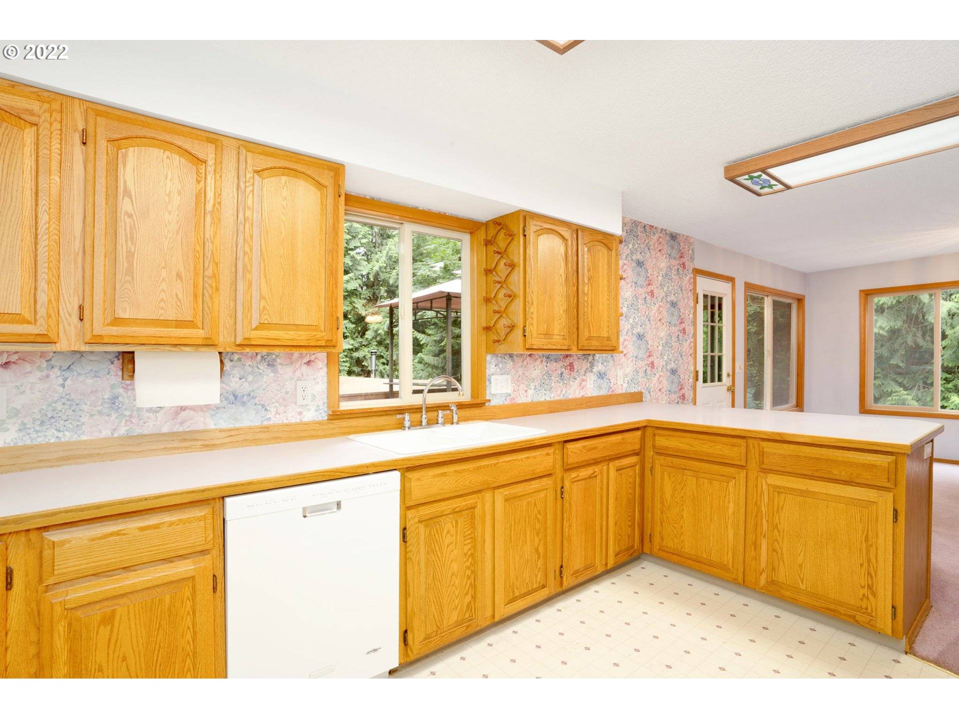 Corbett, OR 97019,32720 NE CHAMBERLAIN RD