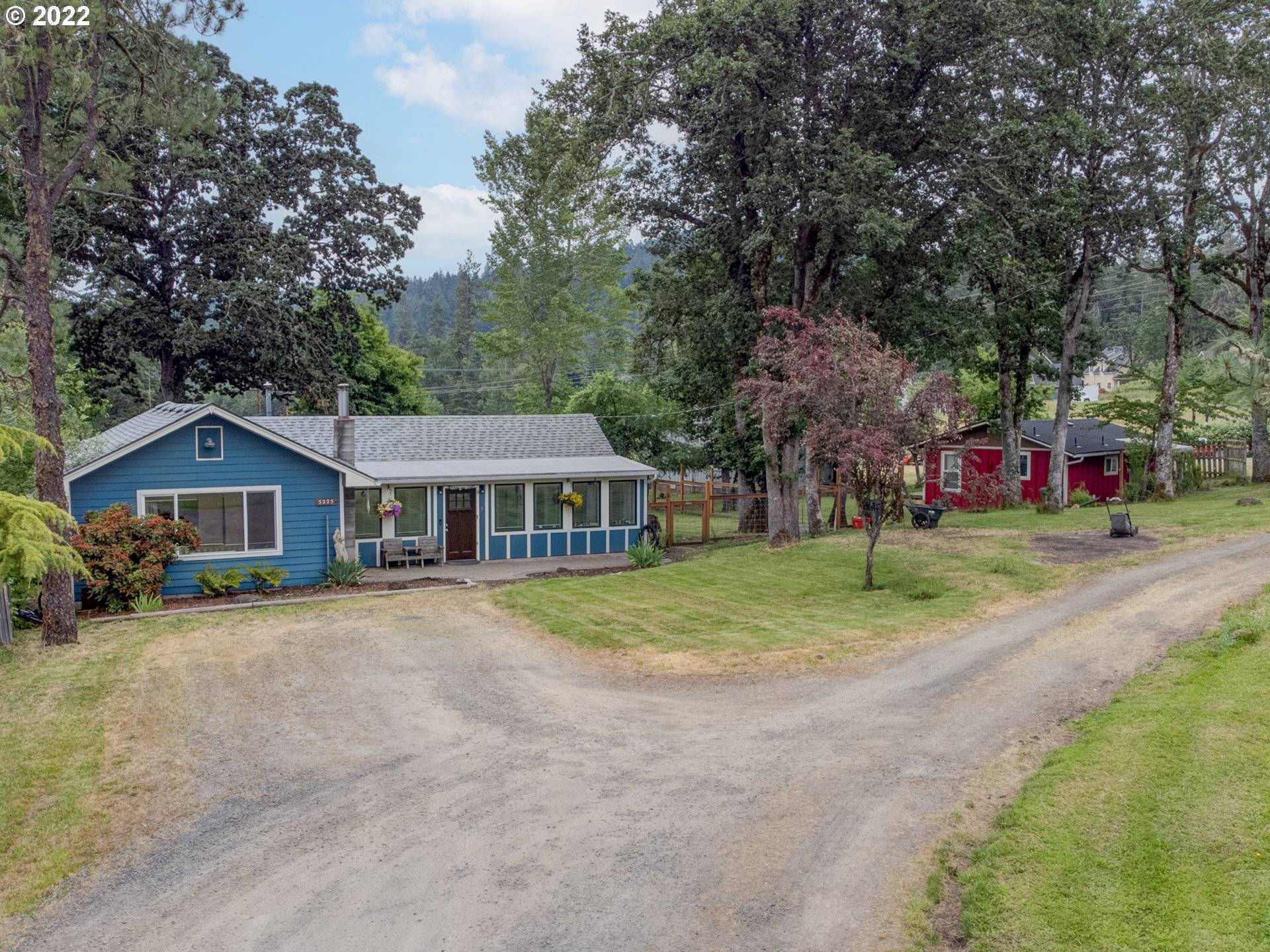 Eugene, OR 97405,5225 FOX HOLLOW RD