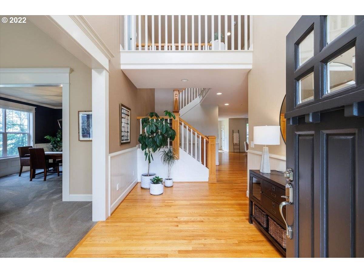 Portland, OR 97229,2713 NW BIRKENDENE ST