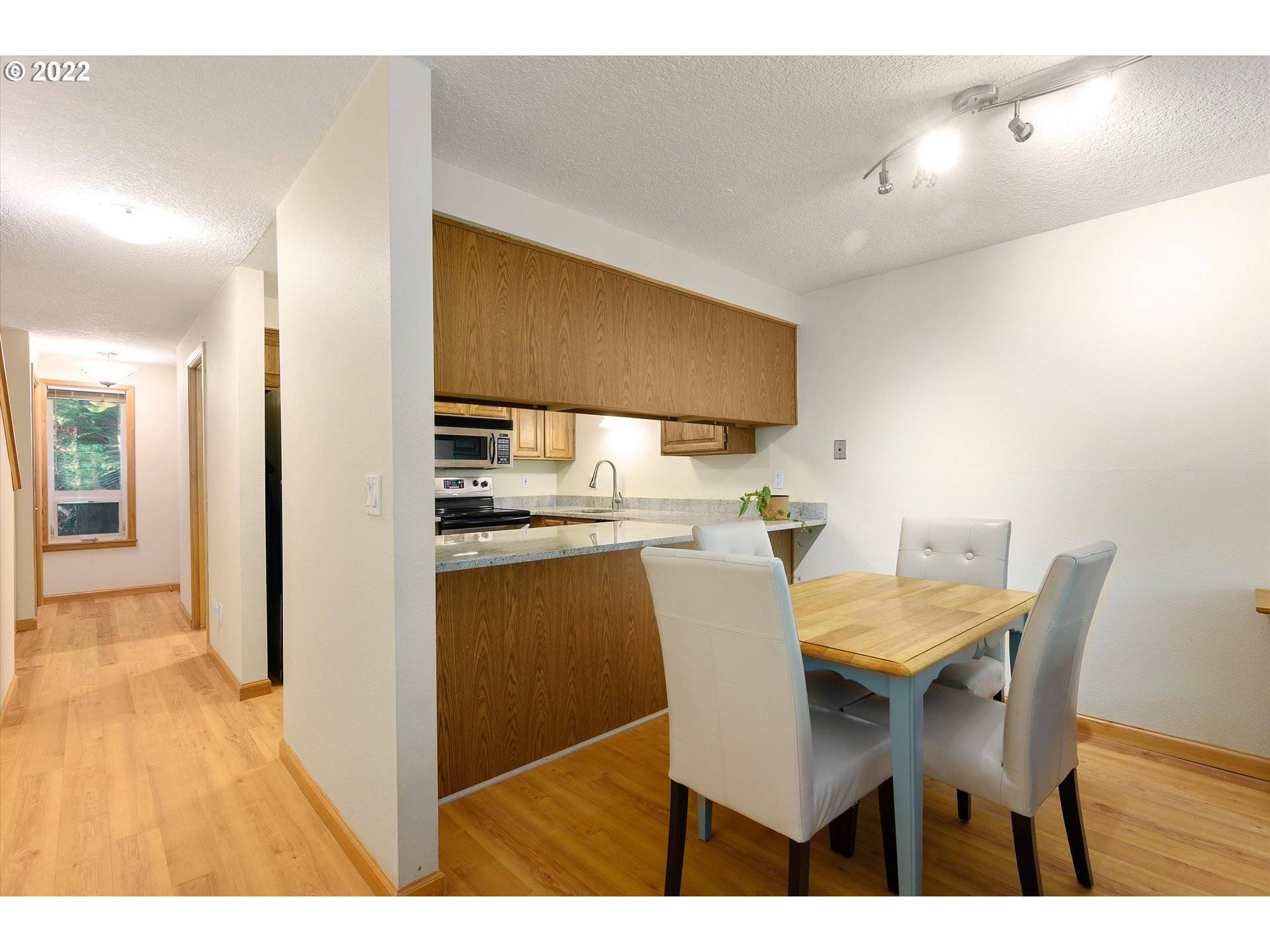 Portland, OR 97219,5525 SW MULTNOMAH BLVD