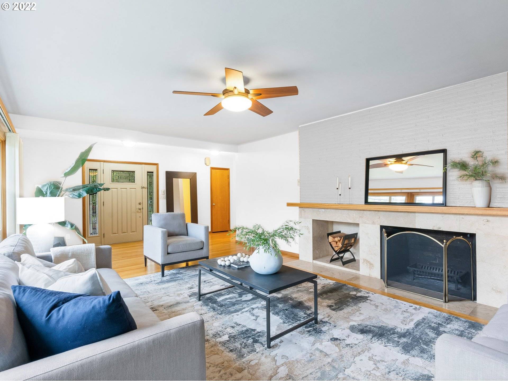 Portland, OR 97215,2374 SE 51ST AVE