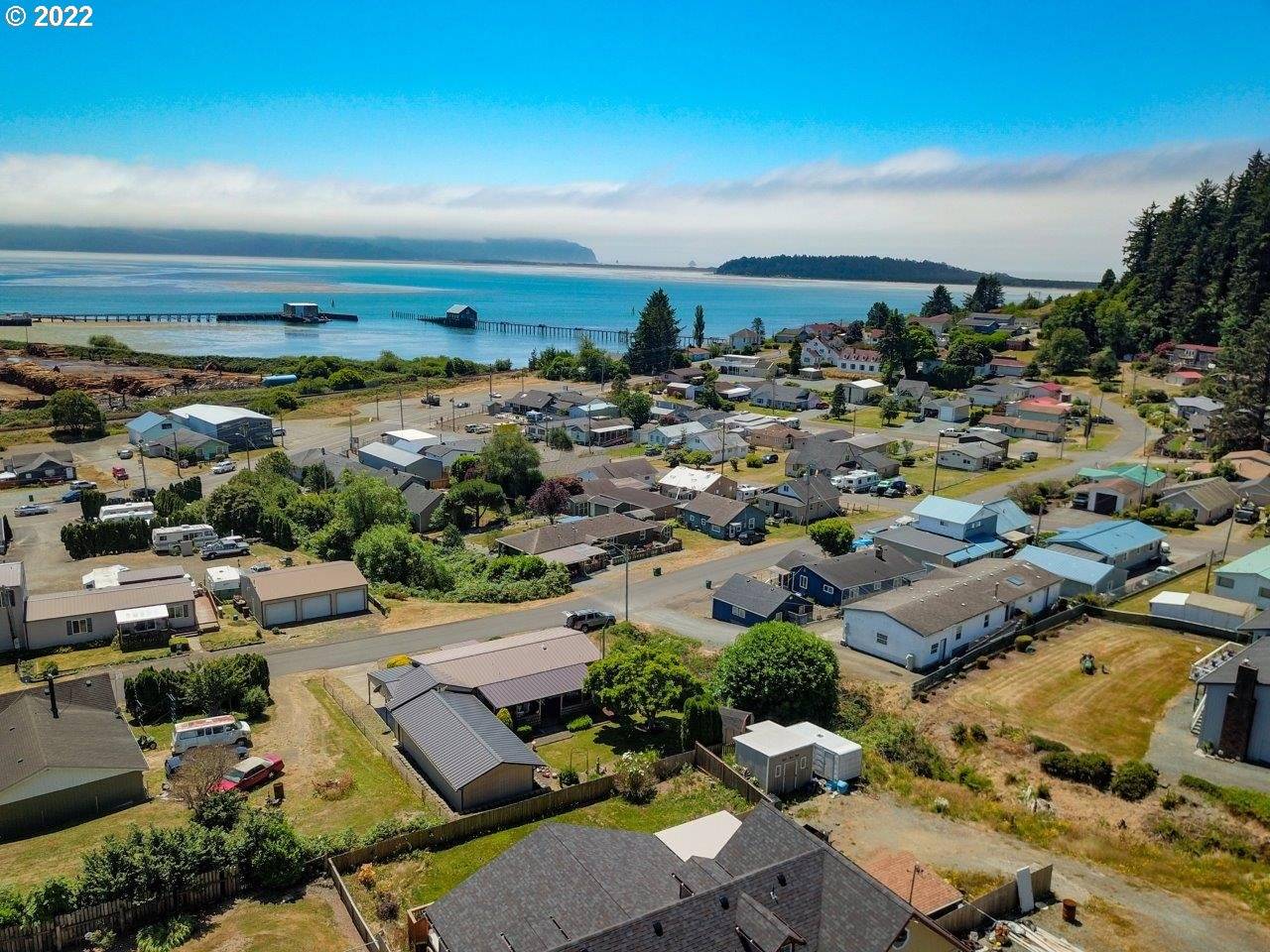 Garibaldi, OR 97118,810 ACACIA AVE