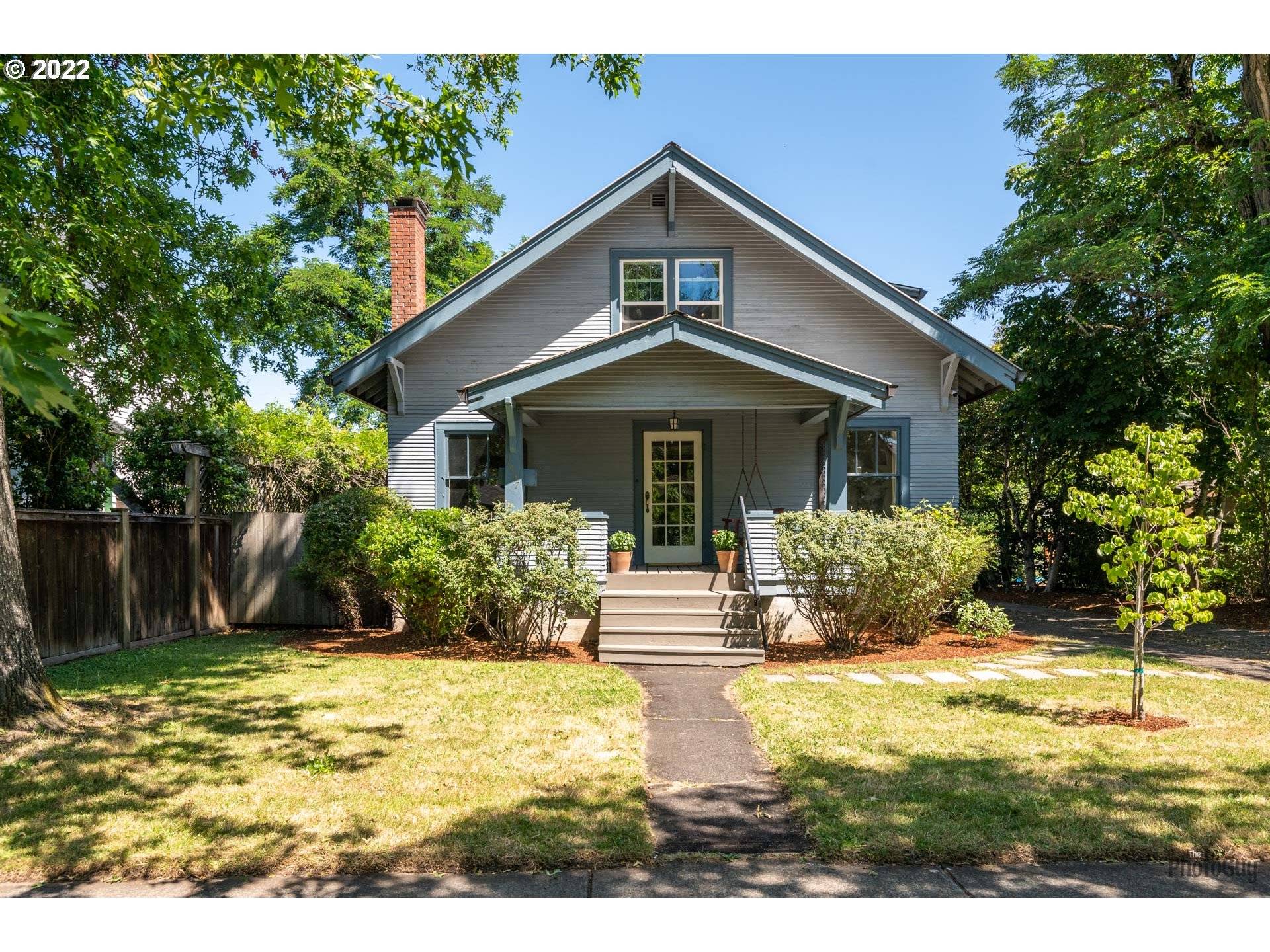 Eugene, OR 97403,1437 E 21ST AVE