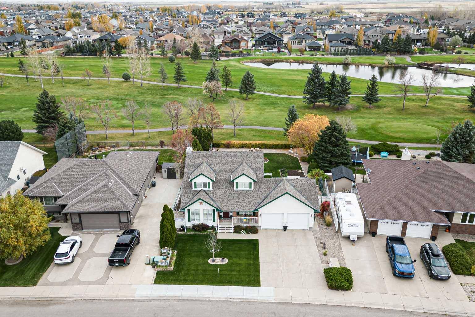 Coaldale, AB T1M 1H2,135 Fairway DR