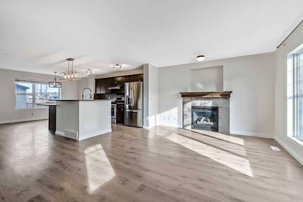 Okotoks, AB T1S 0H5,79 Cimarron Grove Close