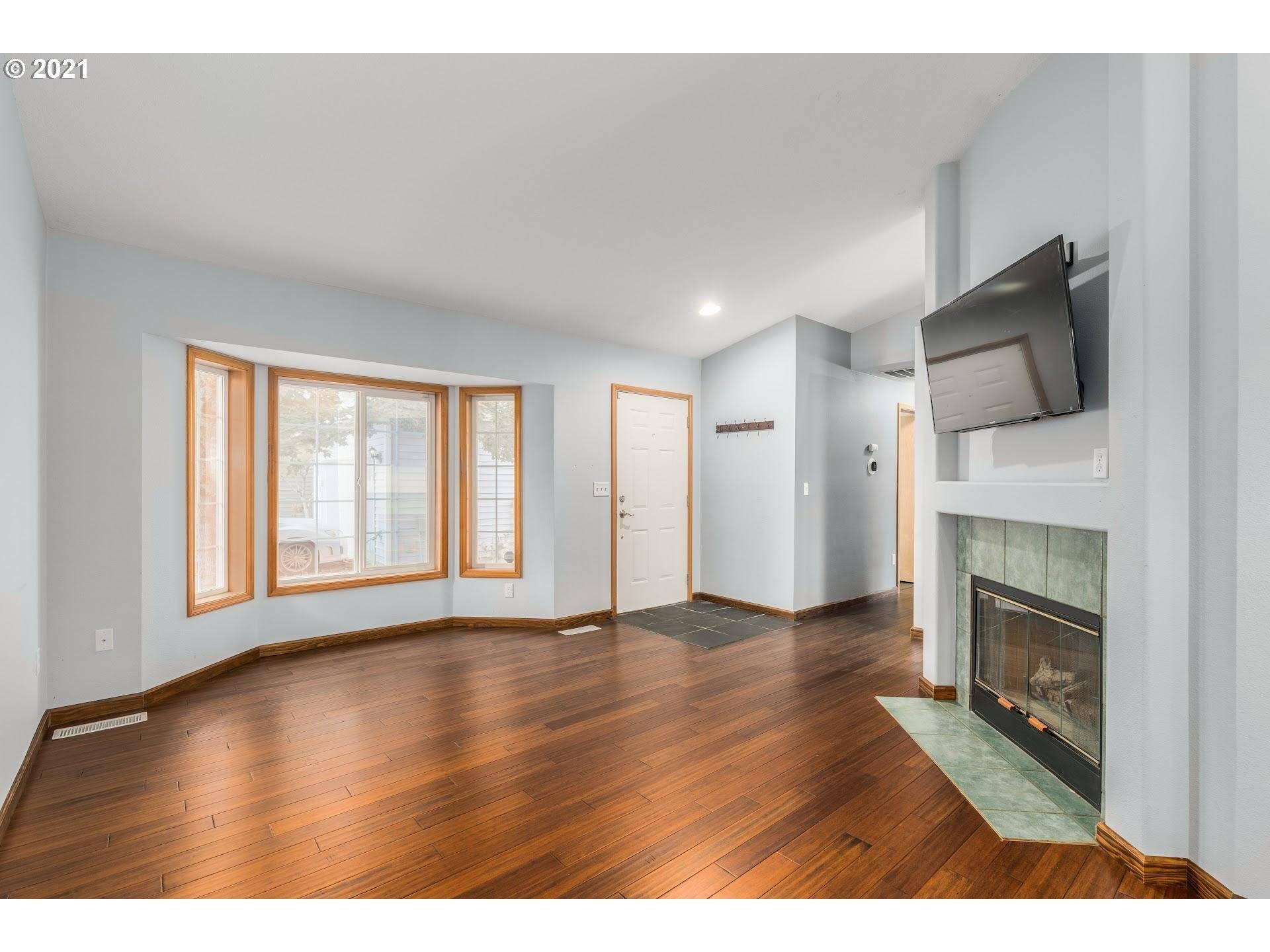 1684 NE 87TH AVE, Hillsboro, OR 97006