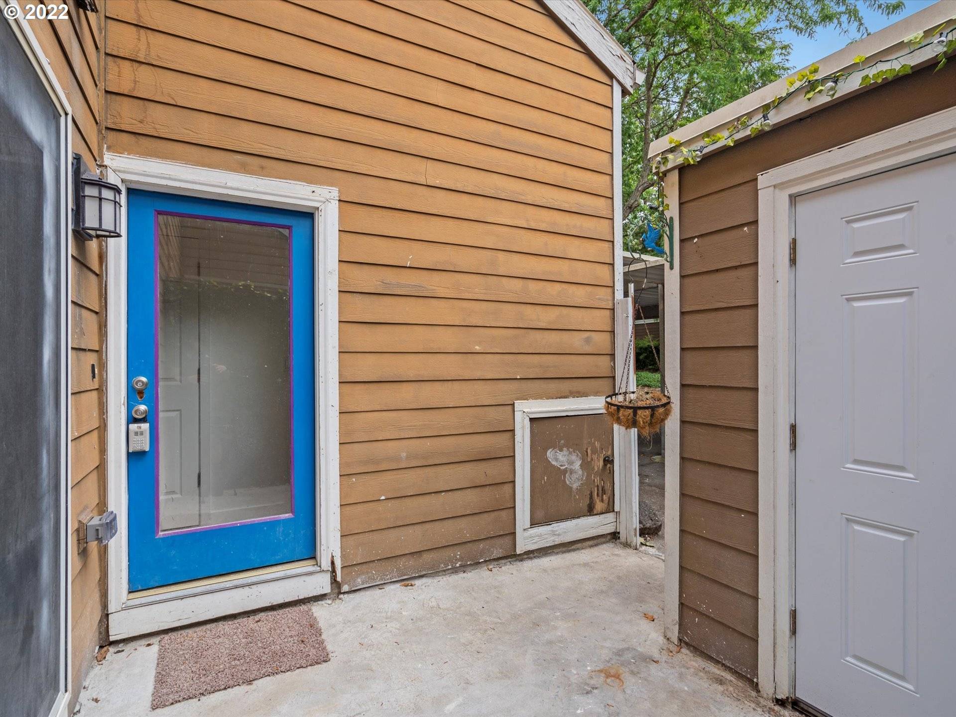 West Linn, OR 97068,1616 VILLAGE PARK PL