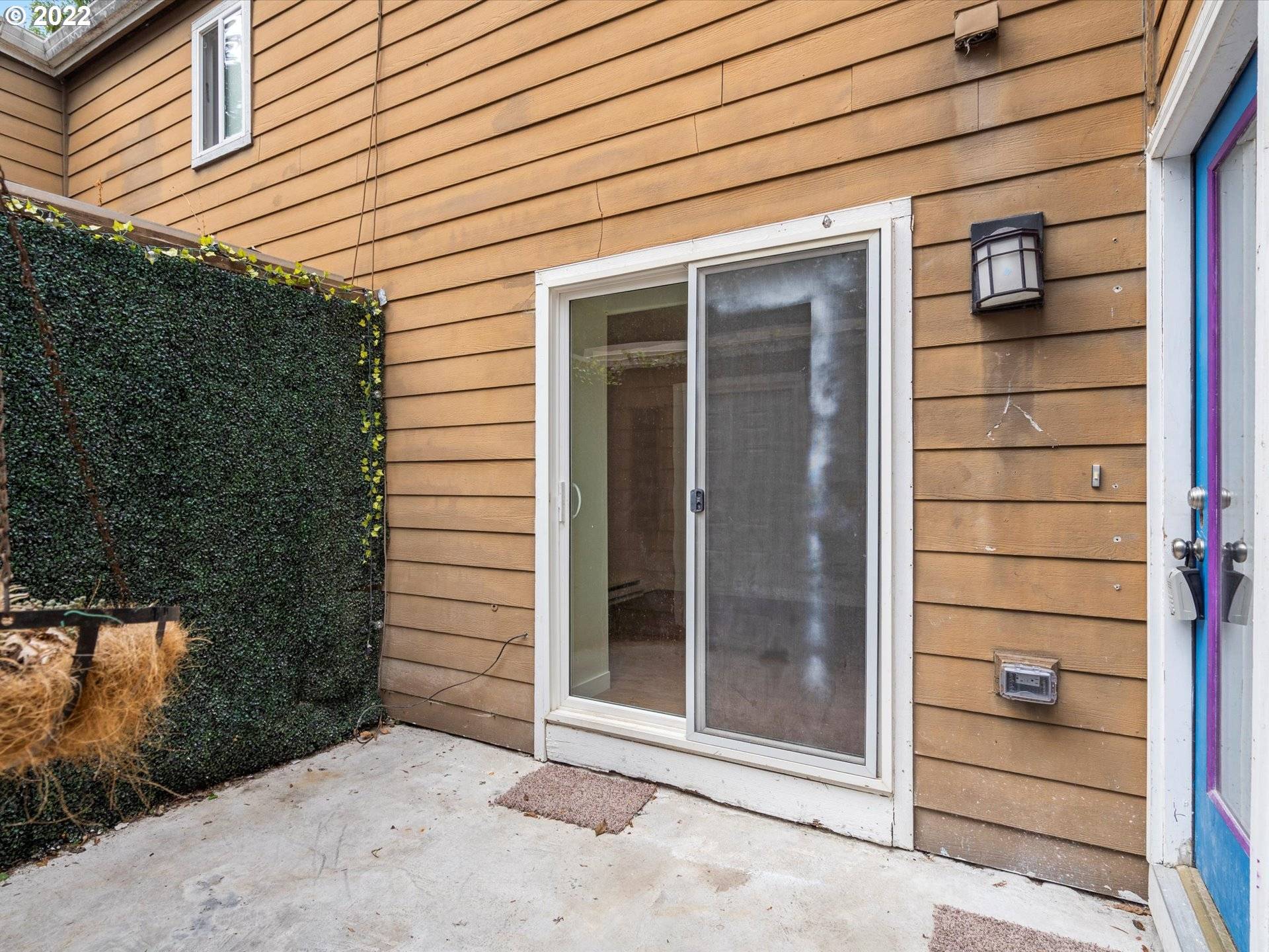 West Linn, OR 97068,1616 VILLAGE PARK PL