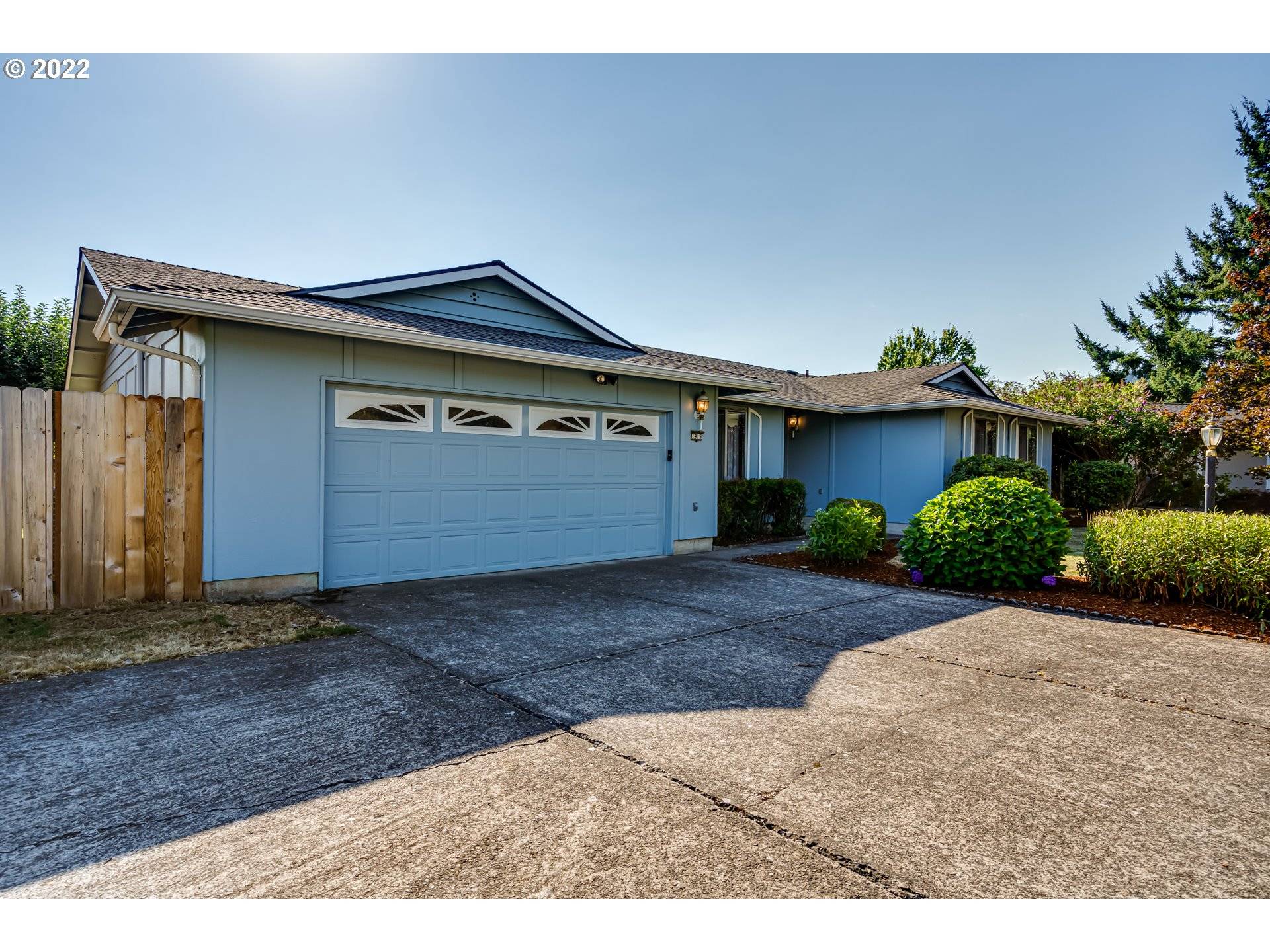 Eugene, OR 97405,1915 HARVARD DR