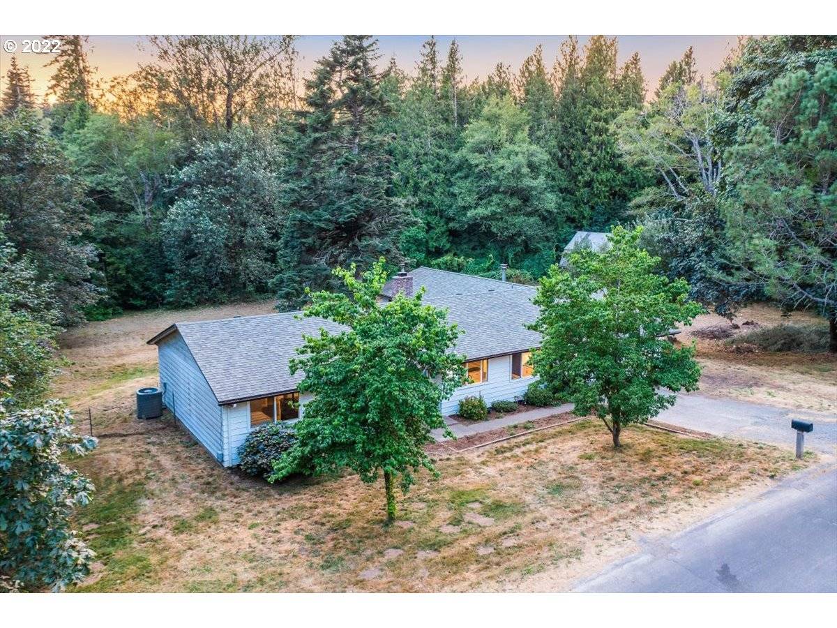 Corbett, OR 97019,527 NE 365TH AVE