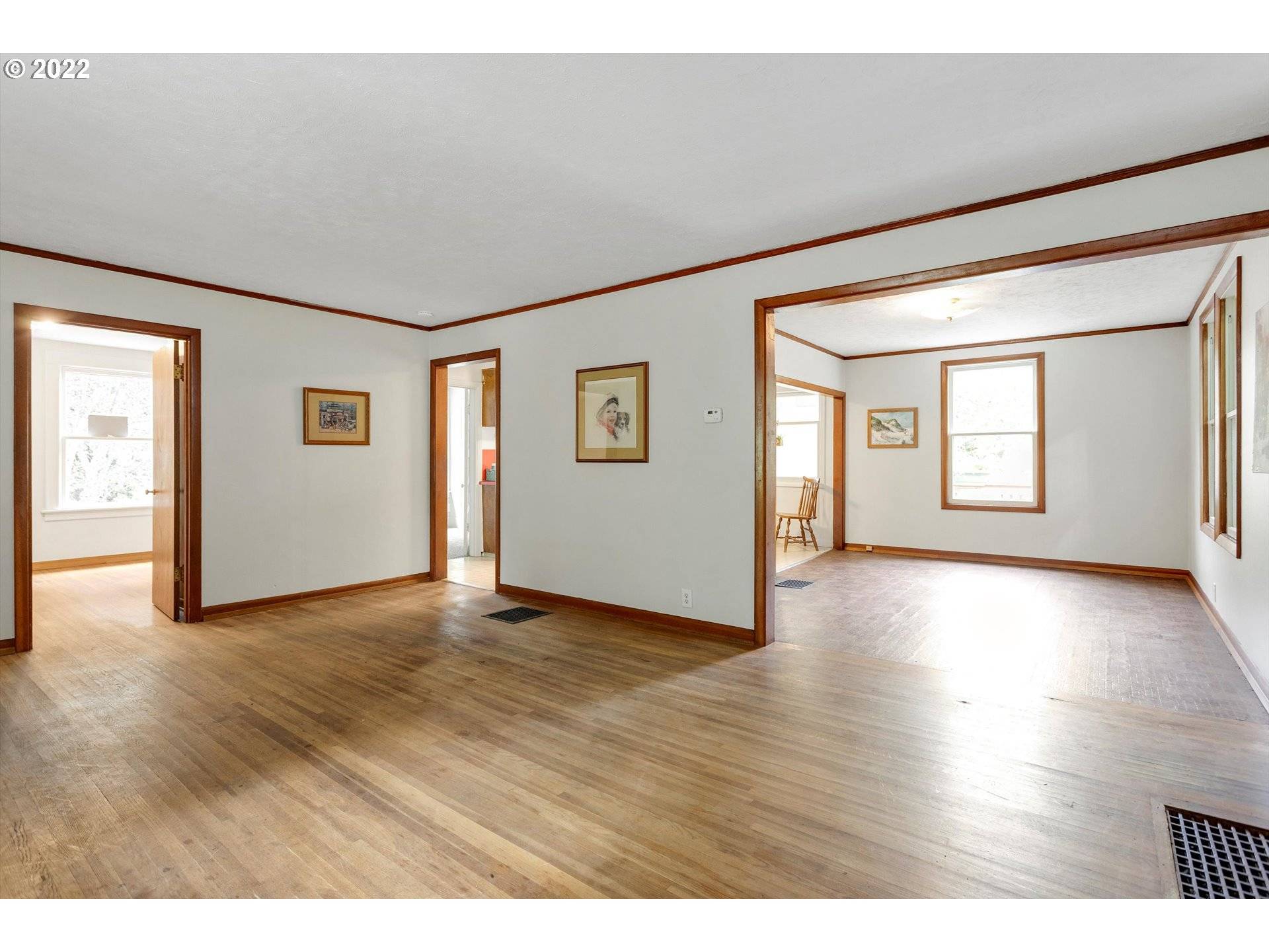 Portland, OR 97202,815 SE CLATSOP ST
