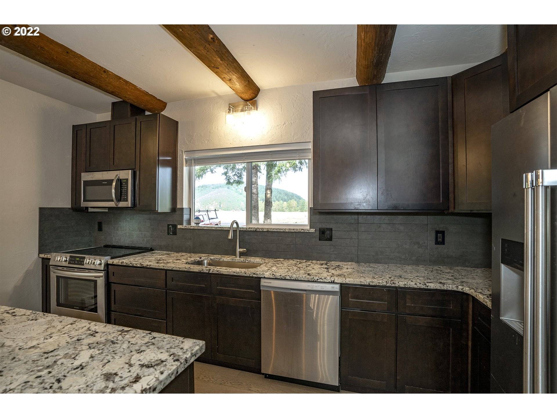 115 BEAVER CREEK RD, Curtis, WA 98538