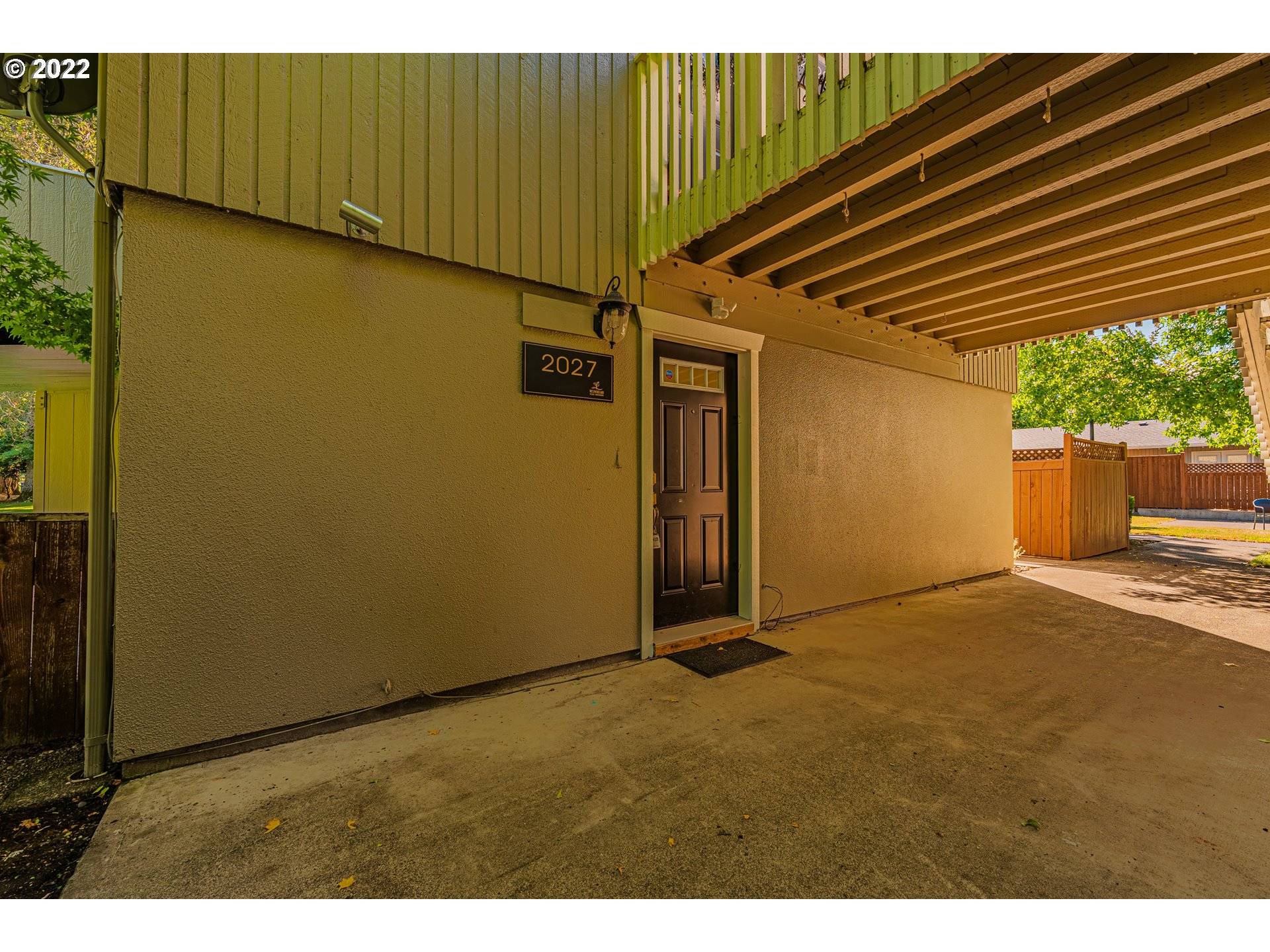 Eugene, OR 97402,2027 W 14TH PL