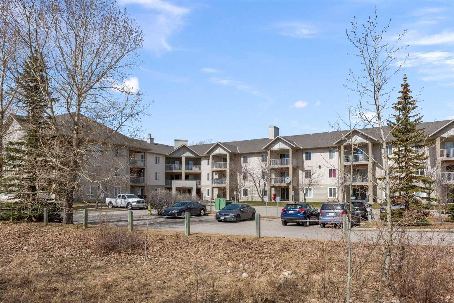 Calgary, AB T3G 4T3,4000 Citadel Meadow PT NW #320