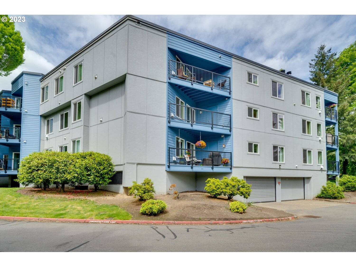 Tualatin, OR 97062,8720 SW TUALATIN RD #106