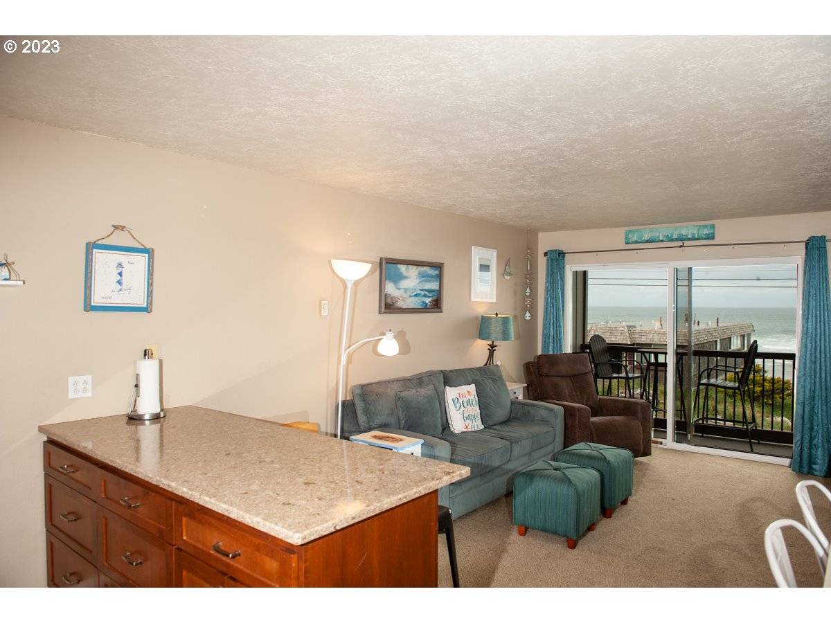 Lincoln City, OR 97367,1415 NW 31ST PL #155
