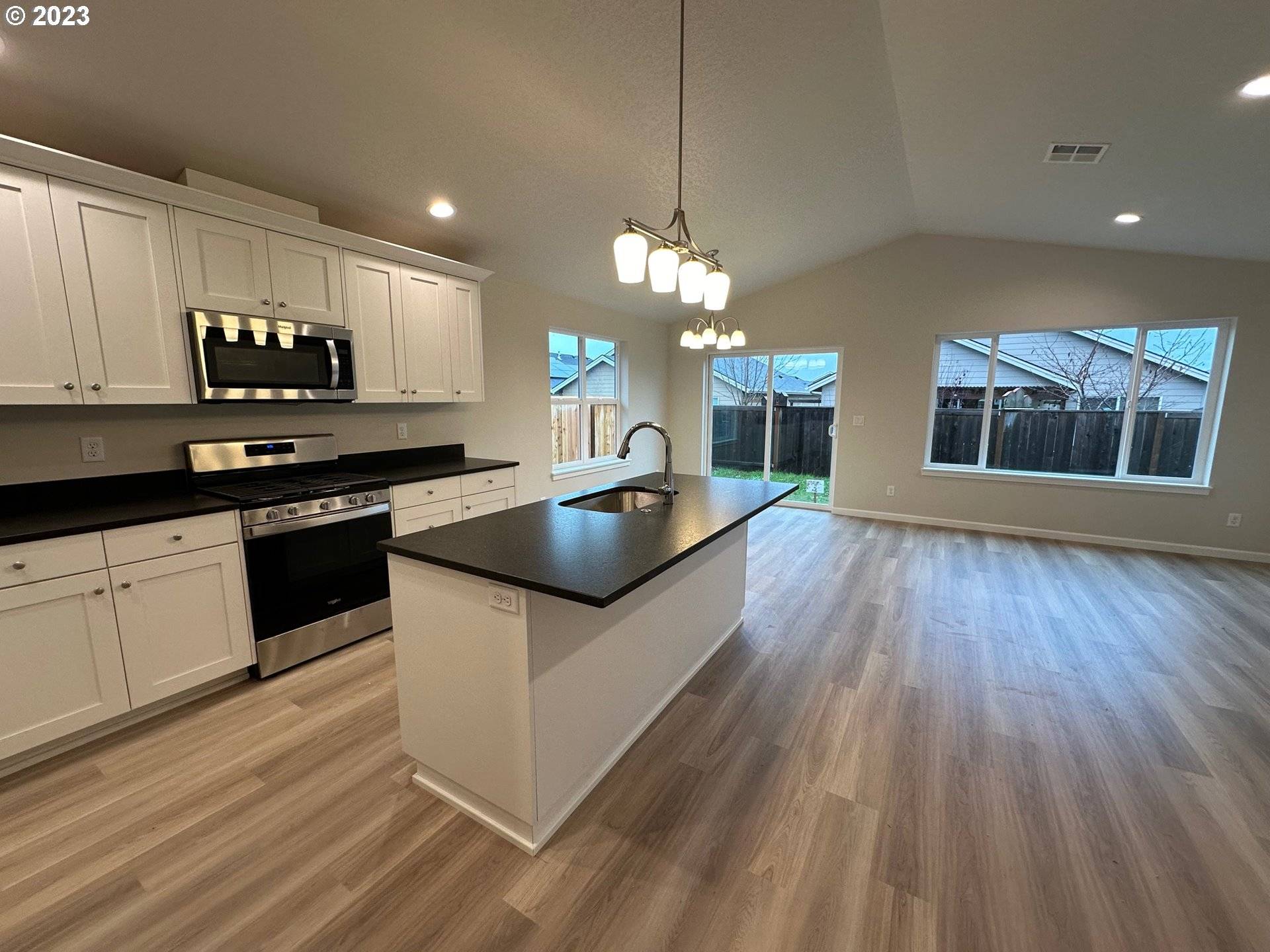 Dallas, OR 97338,1632 SE Salmonberry ST #31