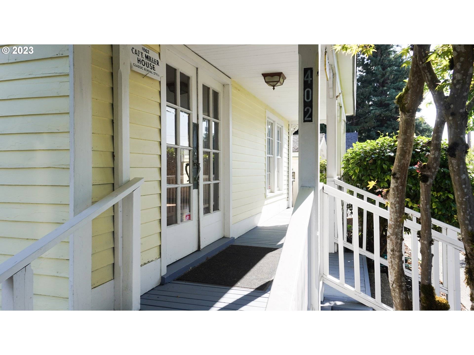 Oregon City, OR 97045,402 S MCLOUGHLIN BLVD