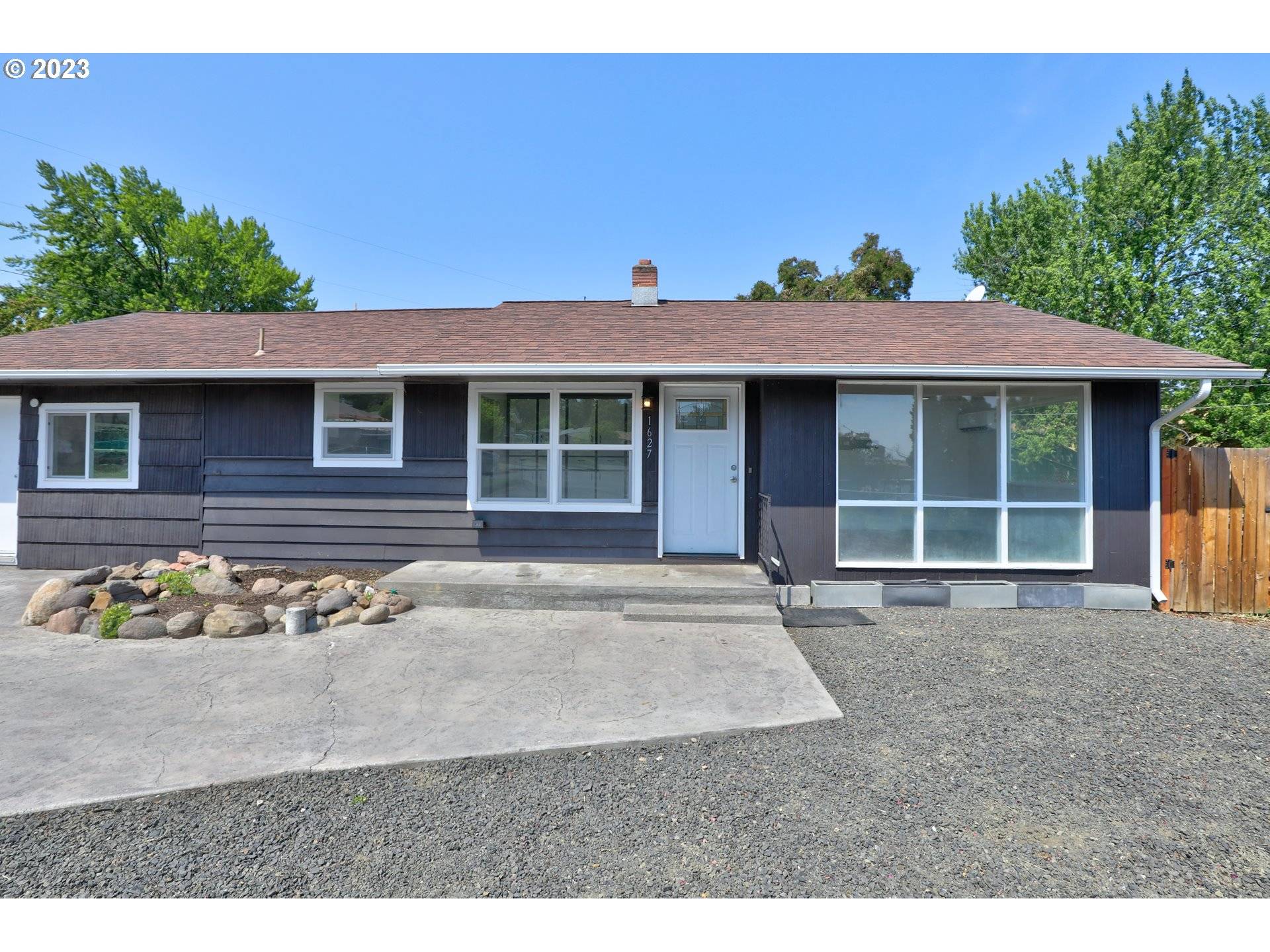 The Dalles, OR 97058,1627 NEVADA ST