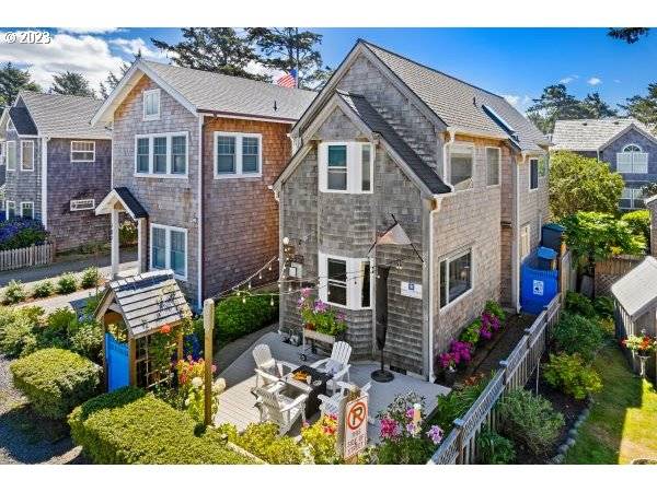 191 W 1ST ST, Cannon Beach, OR 97110