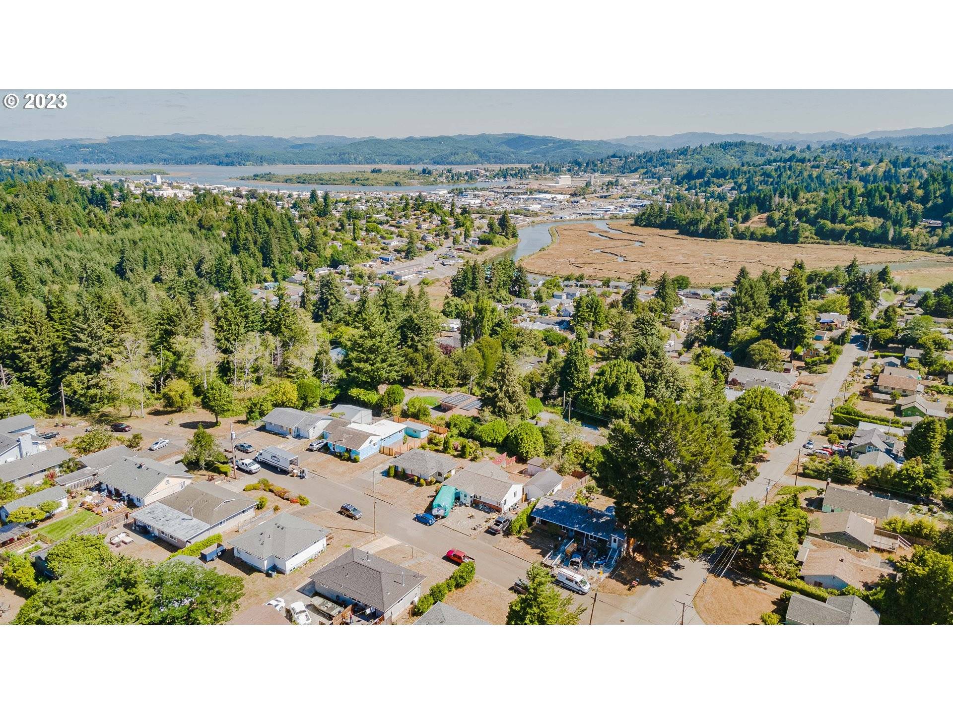 Coos Bay, OR 97420,1670 S 16TH ST