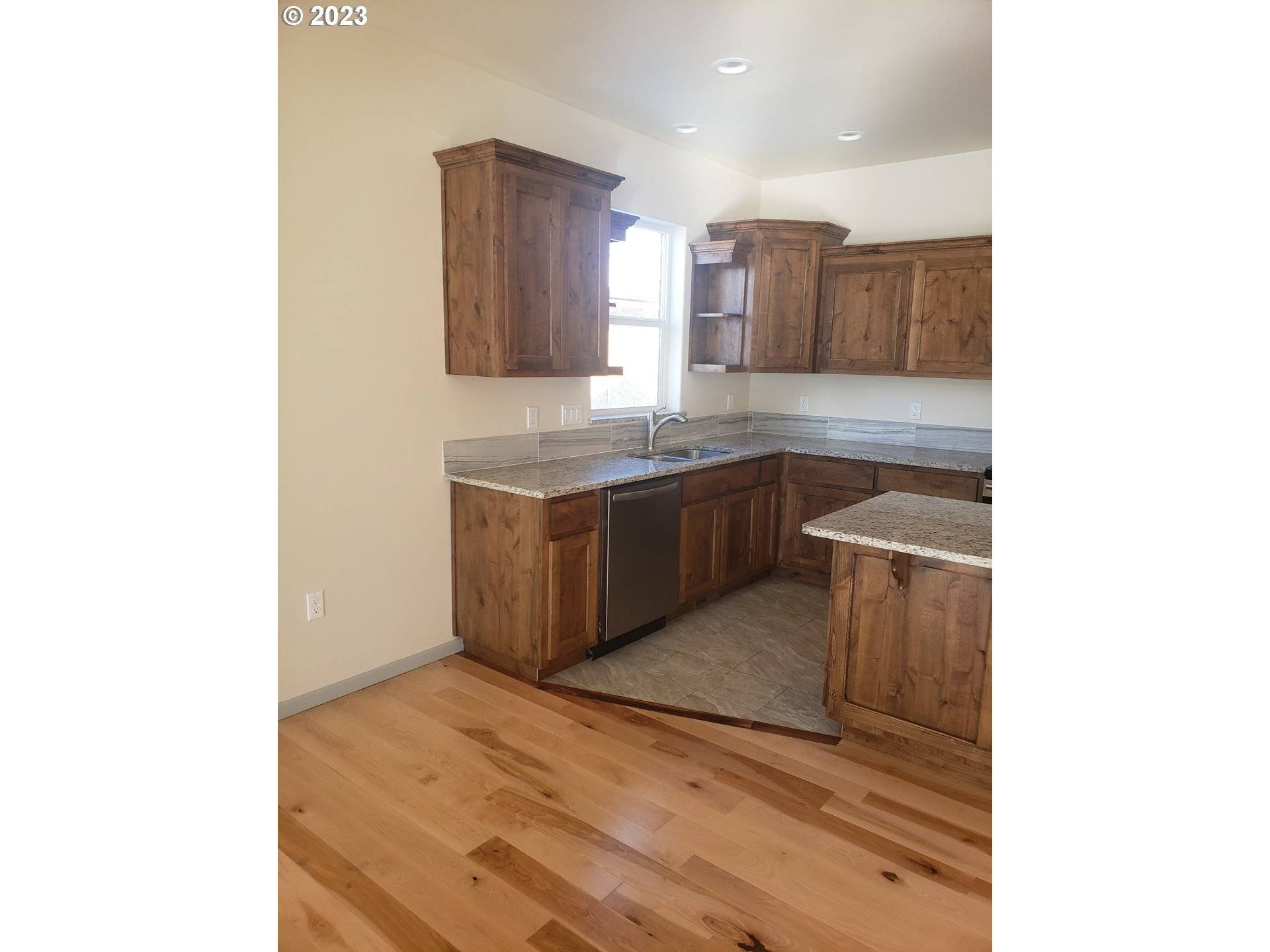 Metolius, OR 97741,661 LIBERTY DR