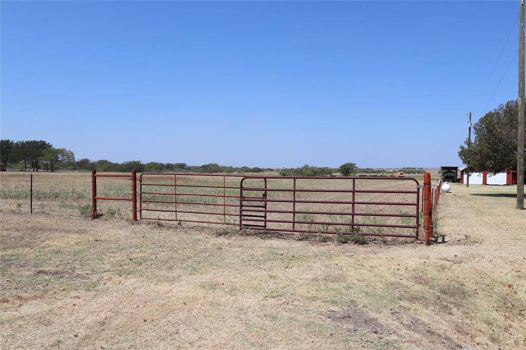 Wichita Falls, TX 76305,000 FM 2393