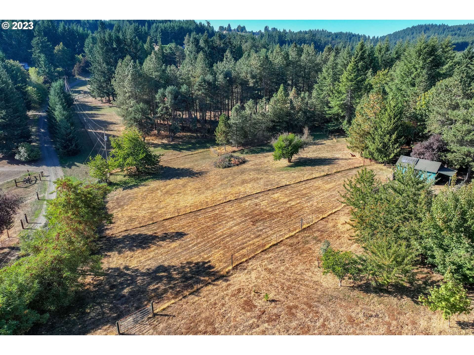 16655 SE WOODLAND HEIGHTS RD, Amity, OR 97101