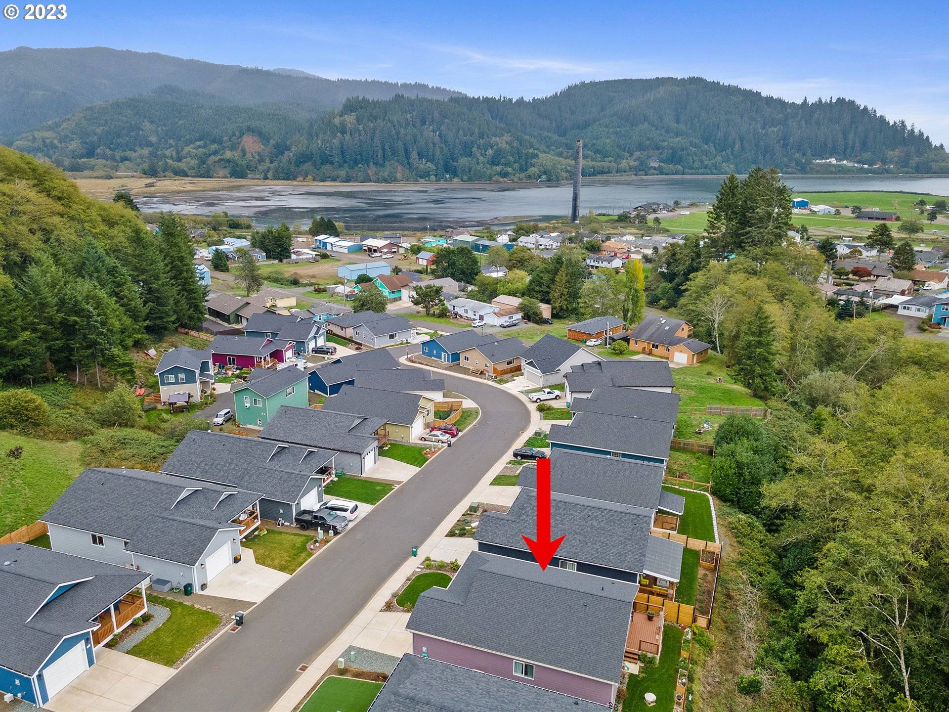 Garibaldi, OR 97118,701 Vine Maple LN