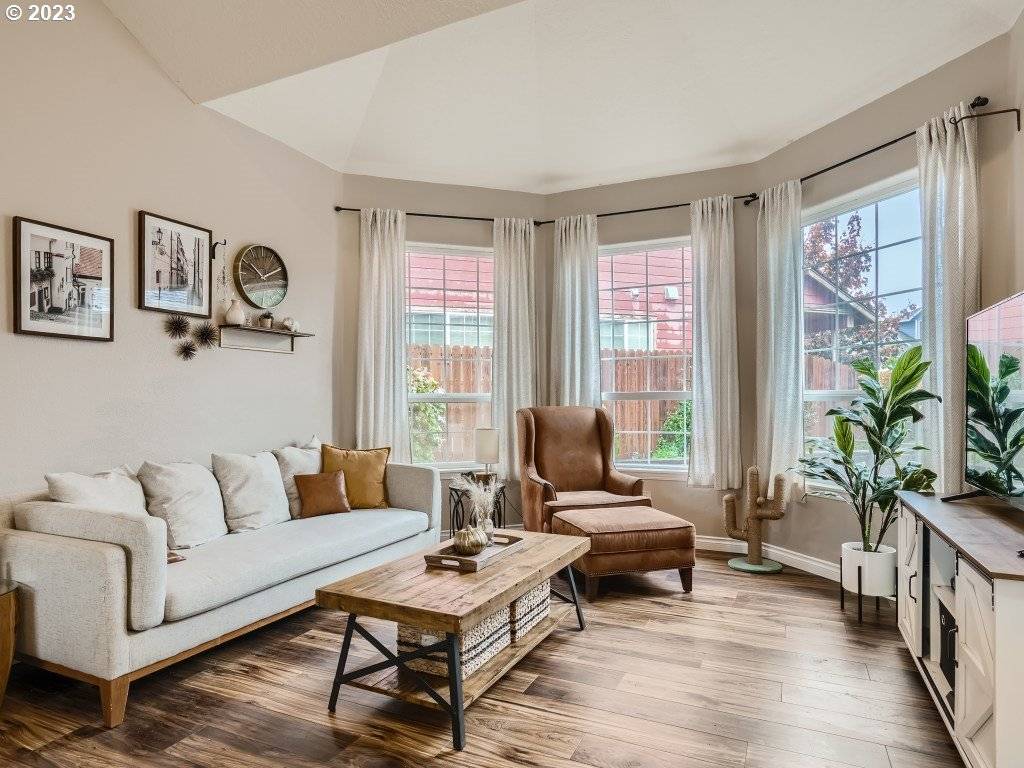 Salem, OR 97306,5897 FLAIRSTONE CT