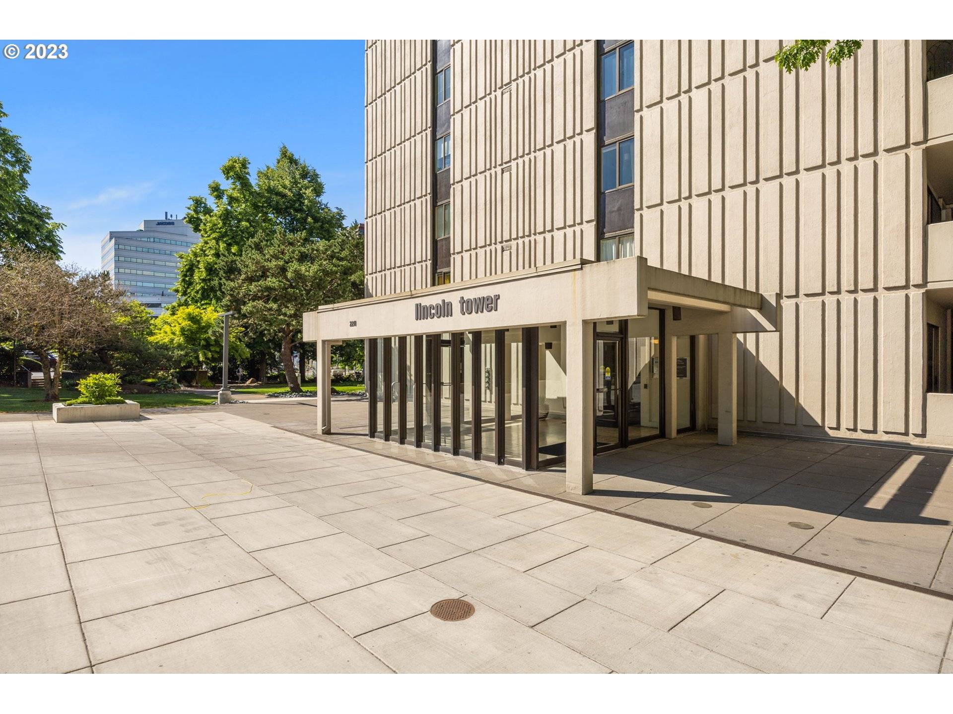 Portland, OR 97201,2211 SW 1ST AVE #705