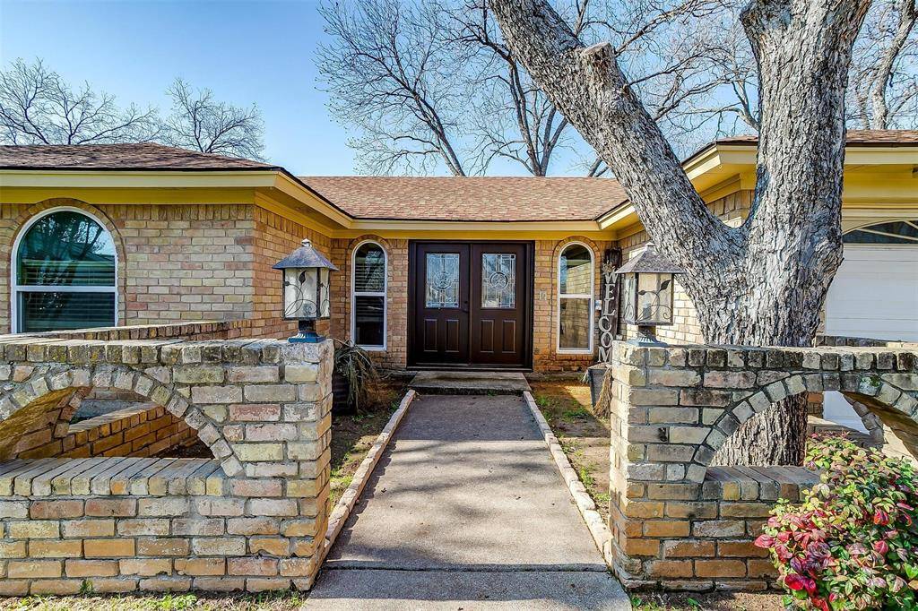 Arlington, TX 76015,1910 Fox Hill Court