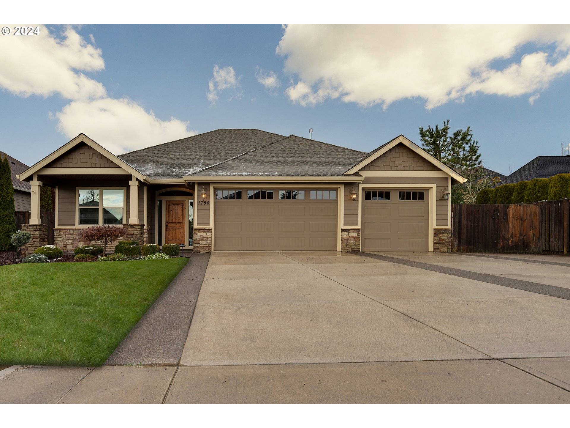 Ridgefield, WA 98642,1754 S 17TH CIR