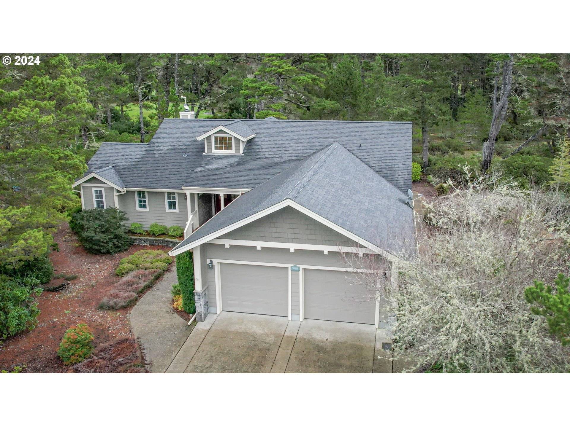 Florence, OR 97439,1016 PRESTWICK CT