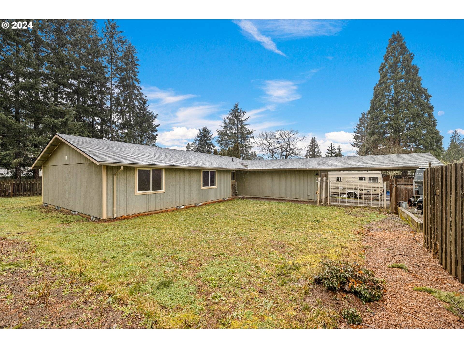 Sandy, OR 97055,18125 BODLEY CT