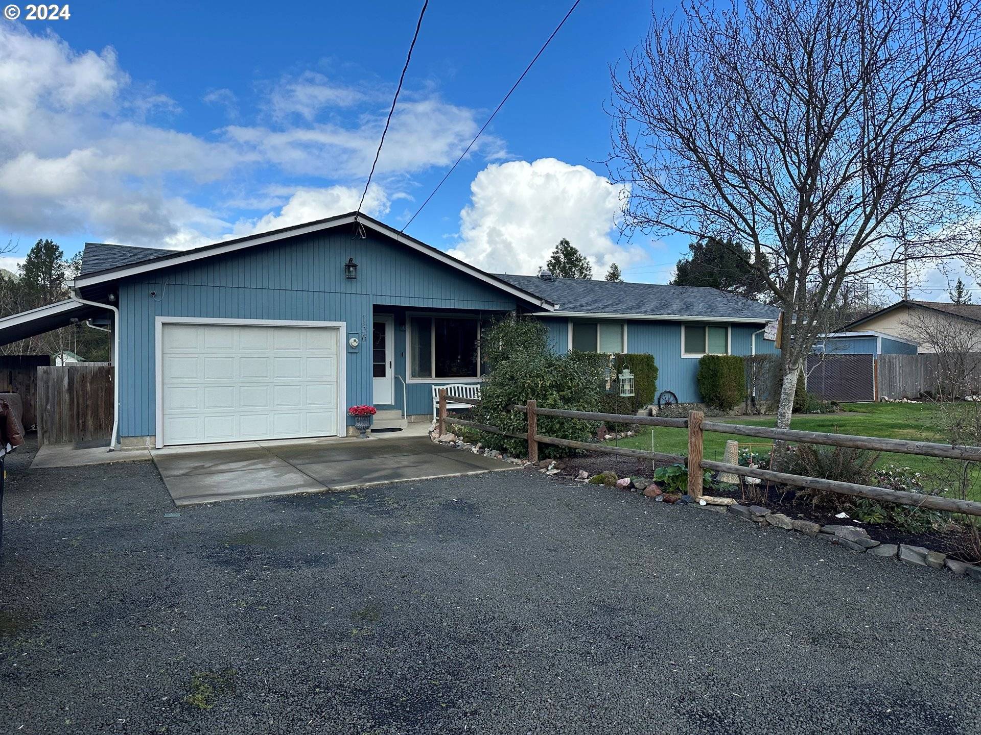 Roseburg, OR 97470,156 FAWN DR