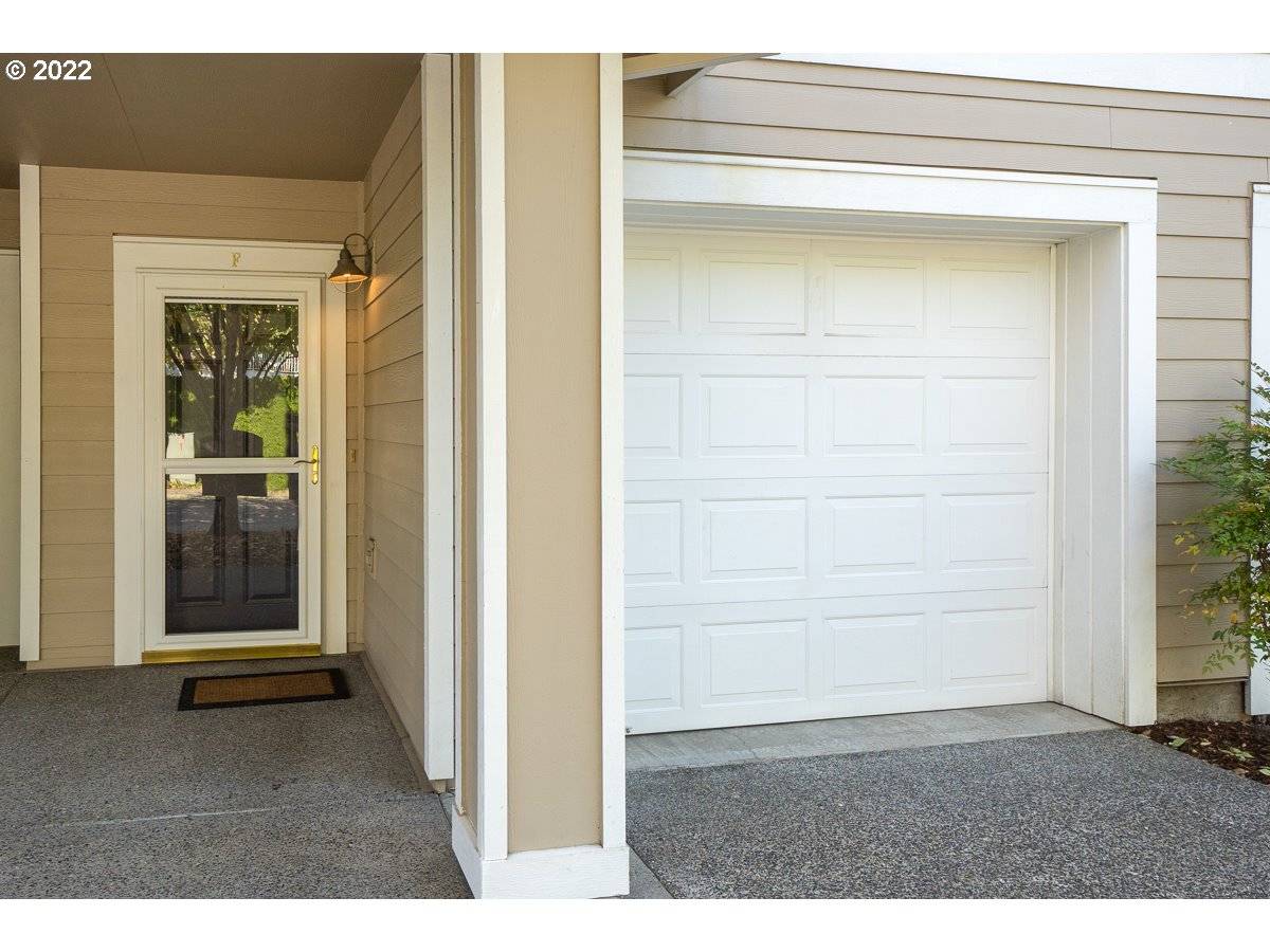 Aloha, OR 97078,7216 SW MANOR WAY #F