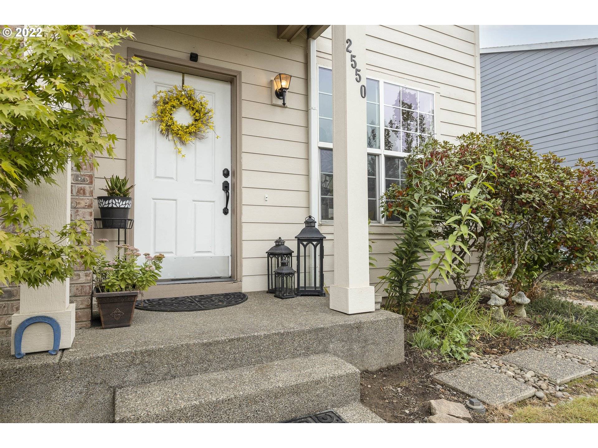 Woodburn, OR 97071,2550 EDGEWATER DR