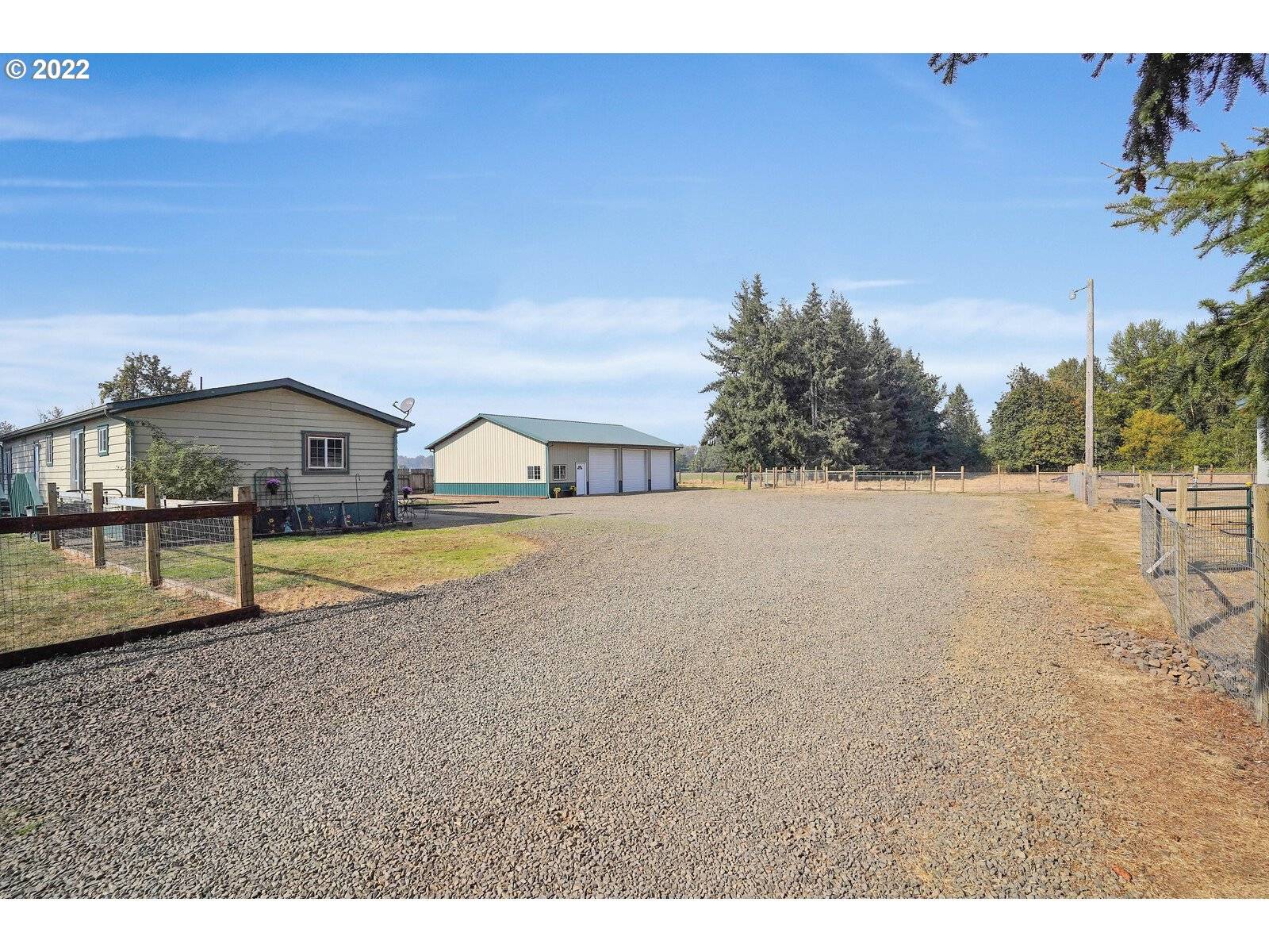 Brownsville, OR 97327,628 LOUCKS WAY