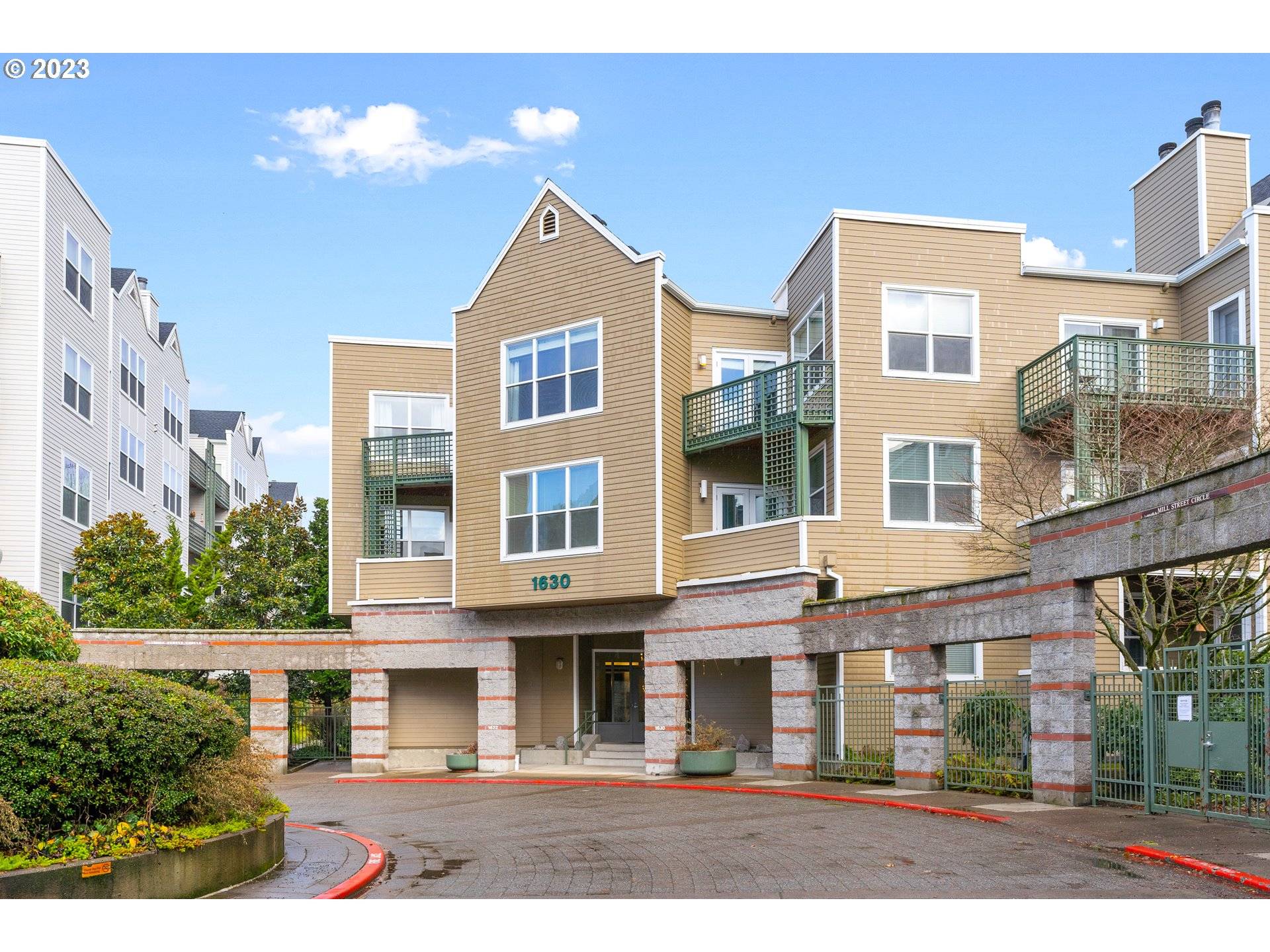 Portland, OR 97201,1630 S HARBOR WAY #401