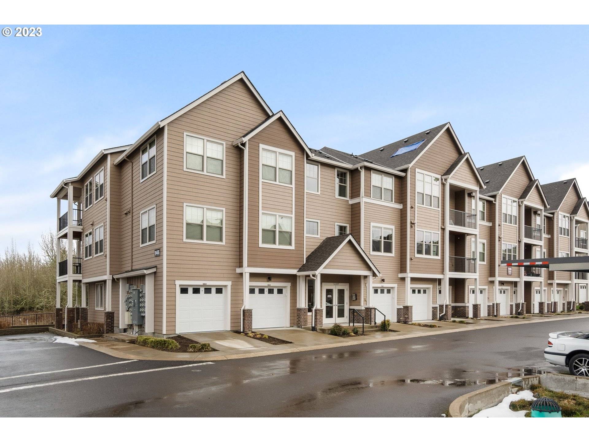 Portland, OR 97229,16405 NW CHADWICK WAY #203