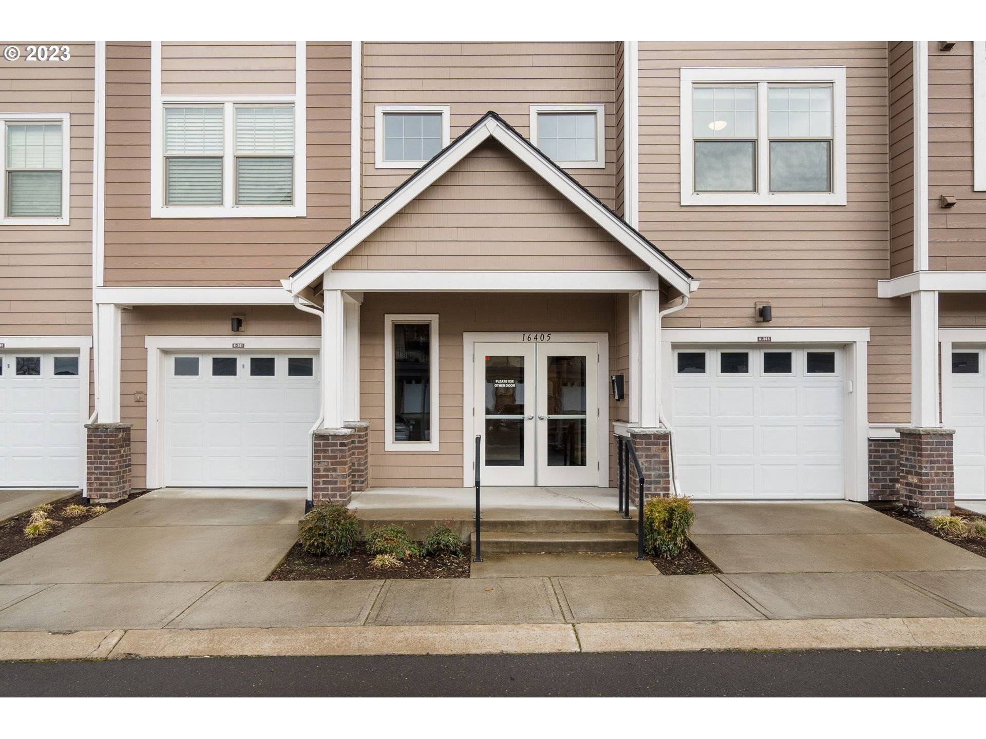 Portland, OR 97229,16405 NW CHADWICK WAY #203