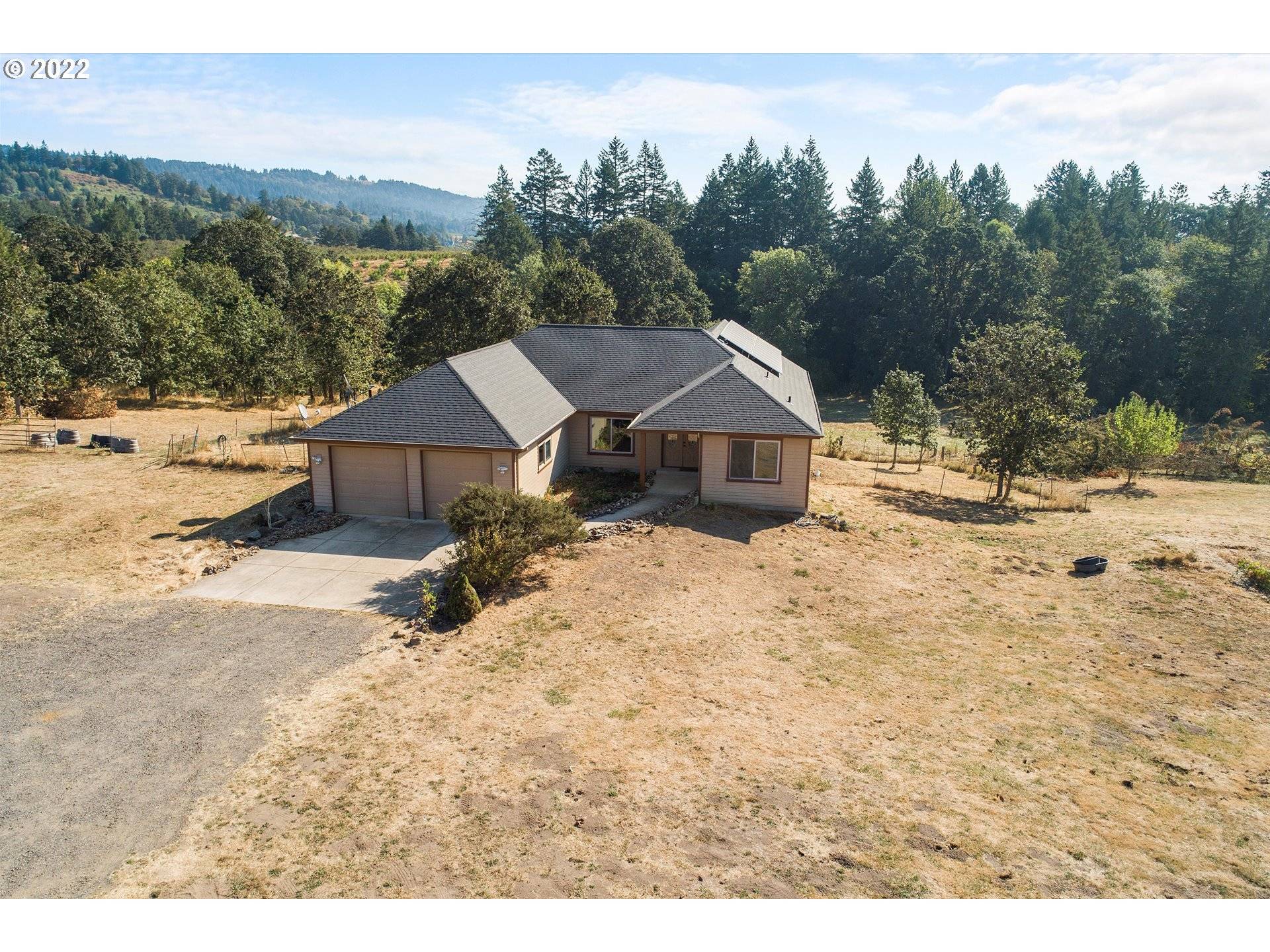 Newberg, OR 97132,17460 NE CALKINS LN