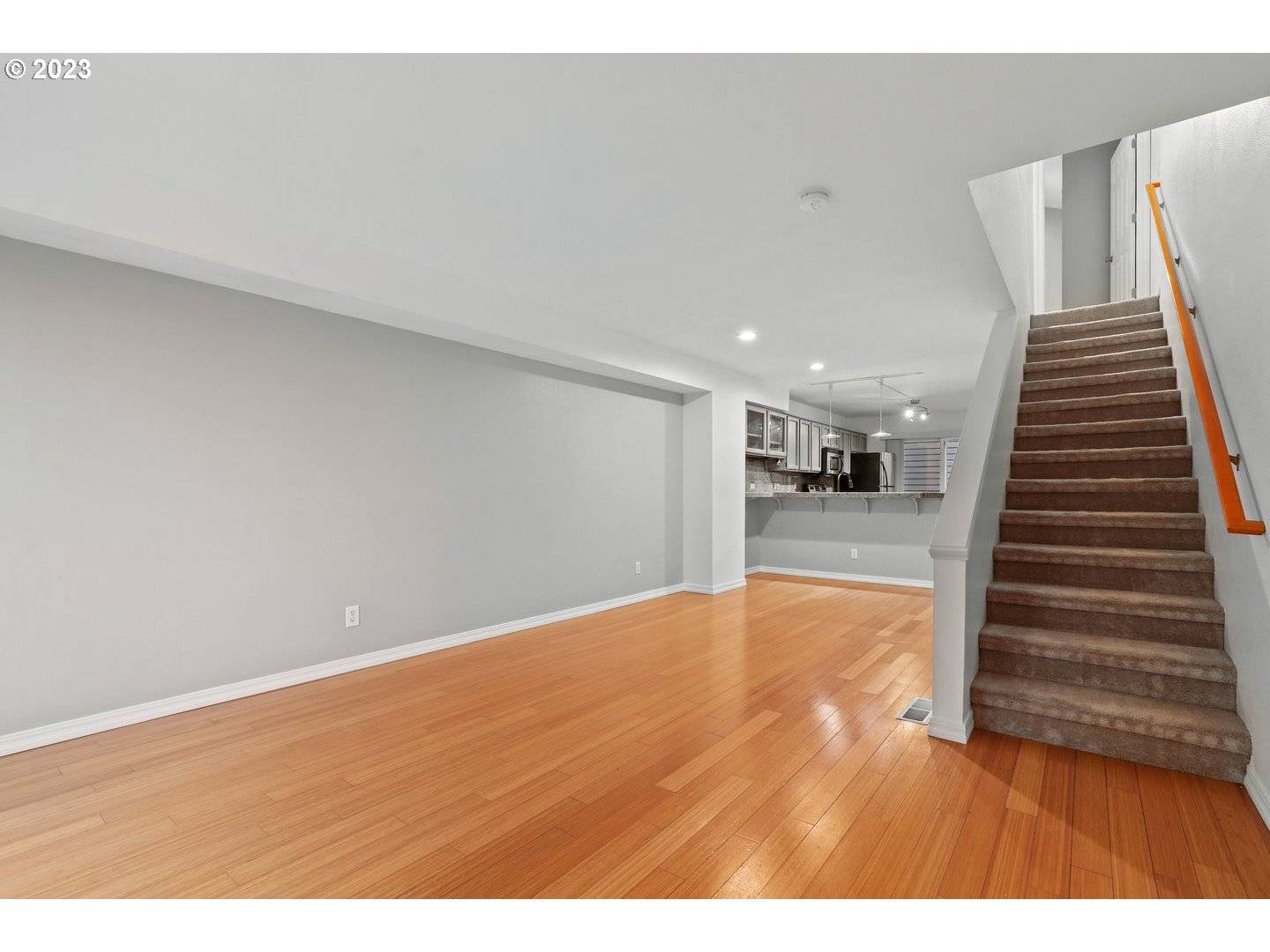 Portland, OR 97239,17 S HAMILTON ST