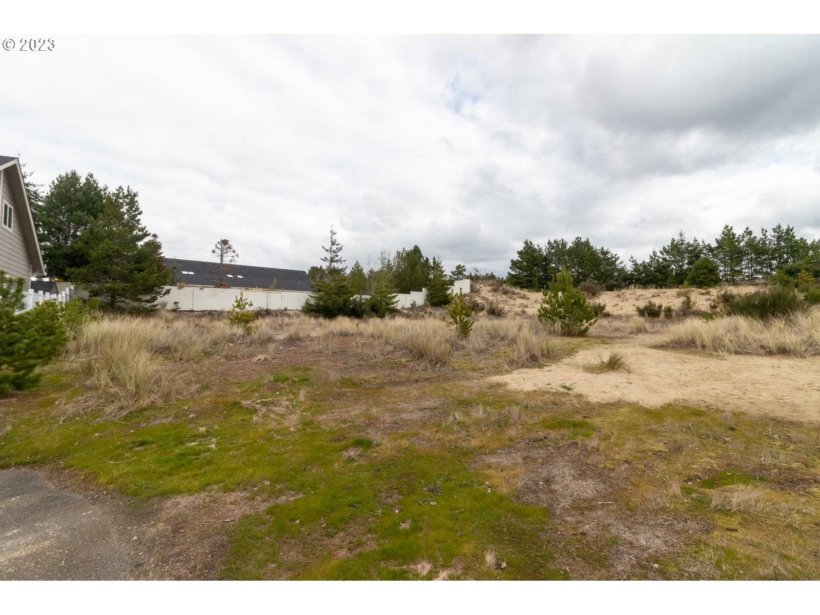 Florence, OR 97439,WILLOW CREST CT #00142