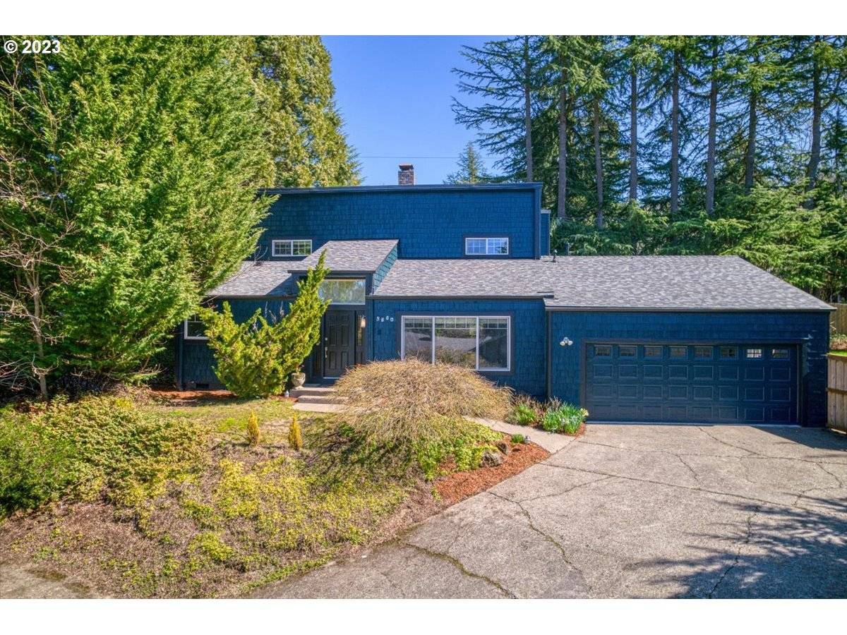 Salem, OR 97302,3550 16TH CT