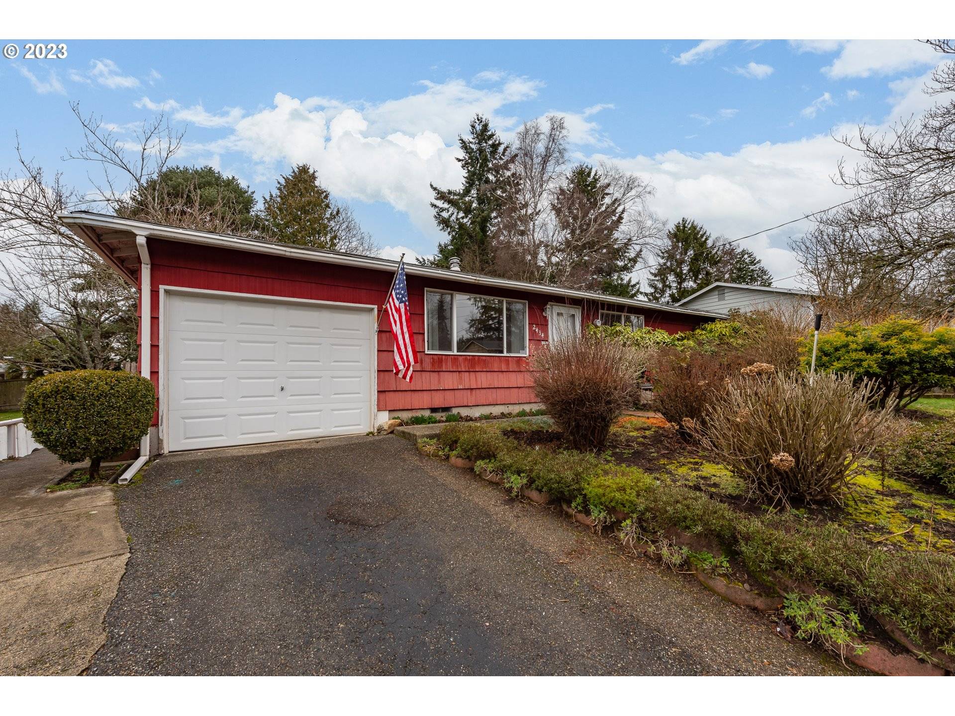 2434 SW 328th ST, Federal Way, WA 98023