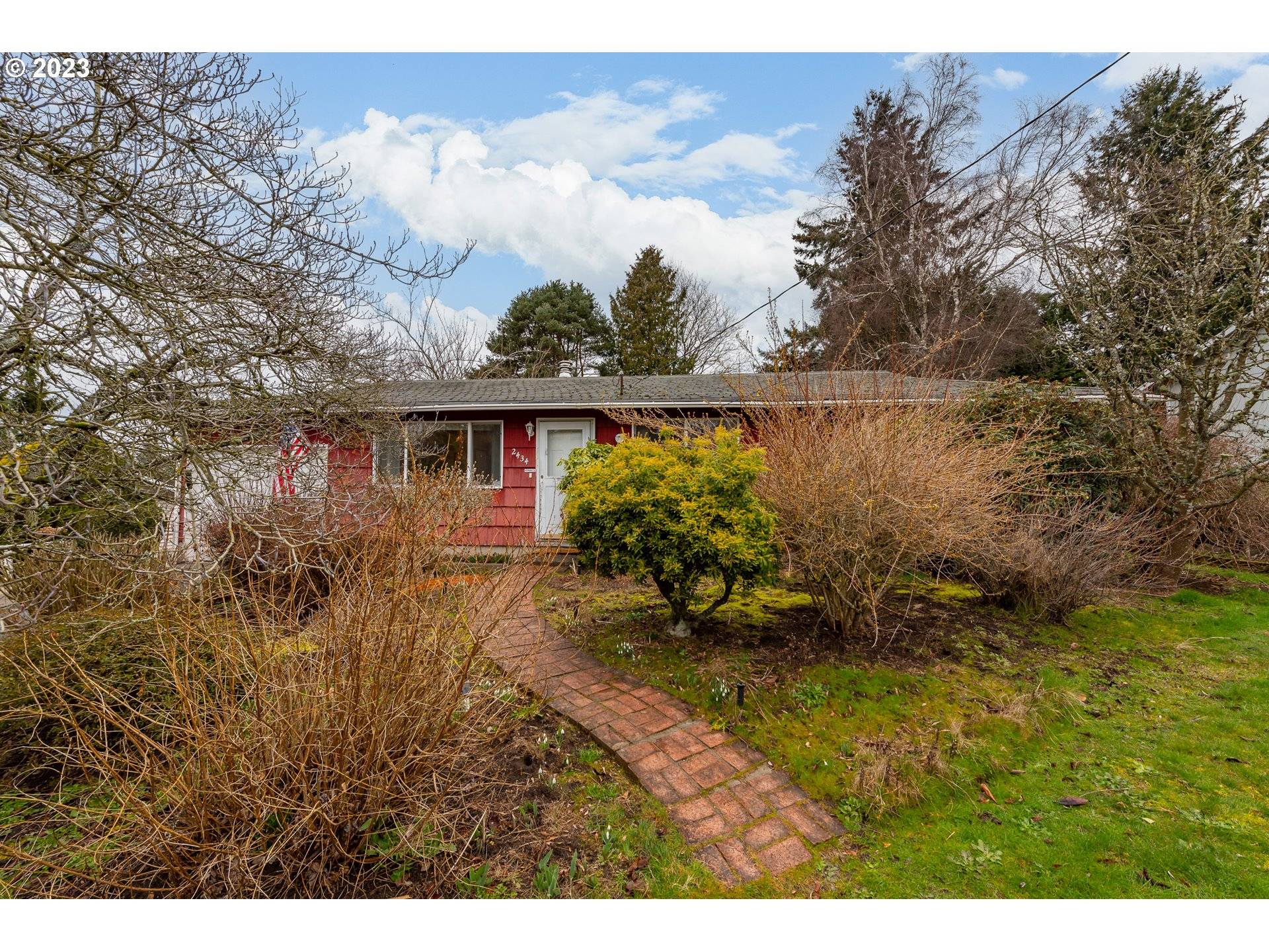 2434 SW 328th ST, Federal Way, WA 98023