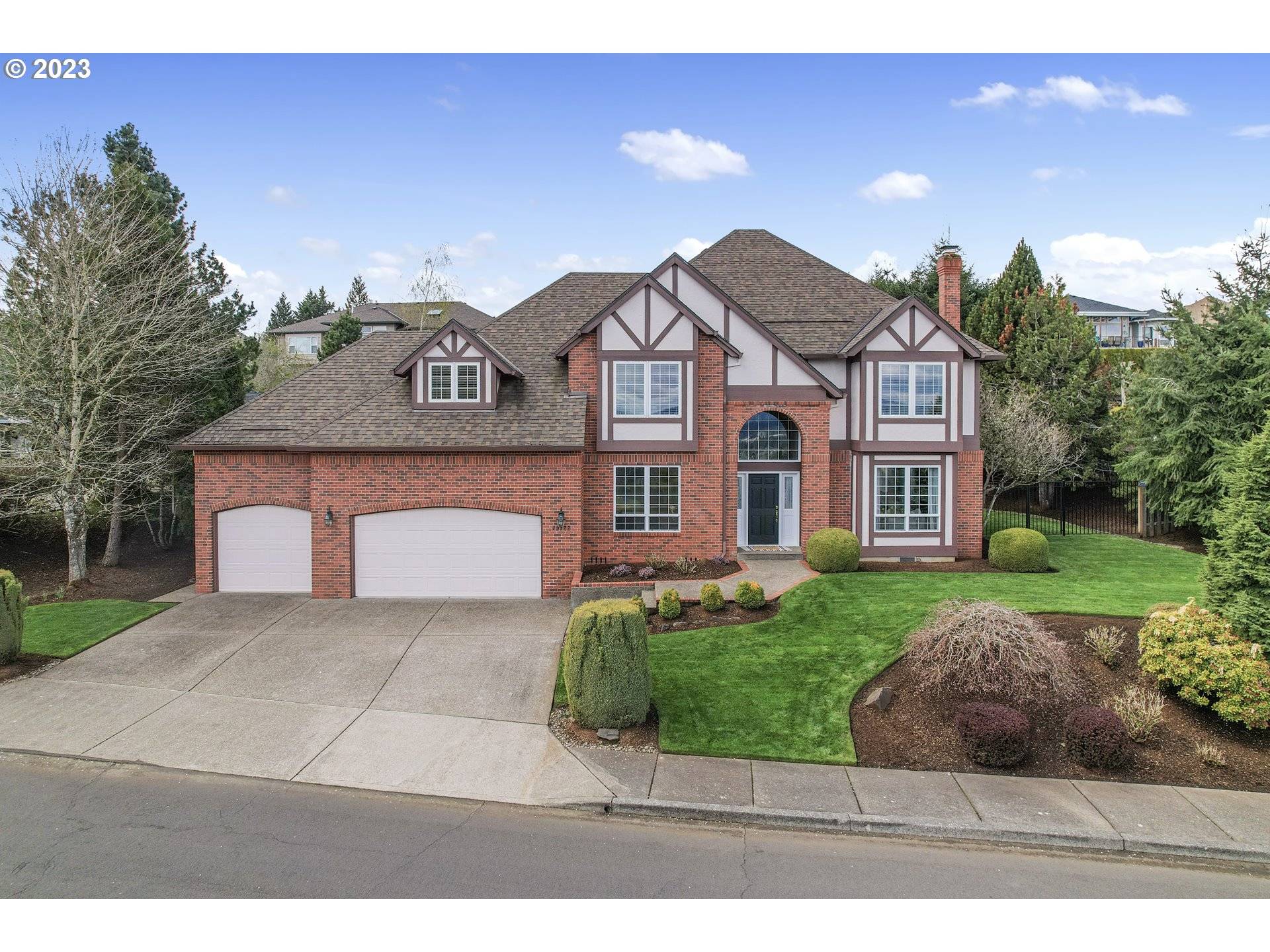 Tigard, OR 97223,13577 SW BRIM PL