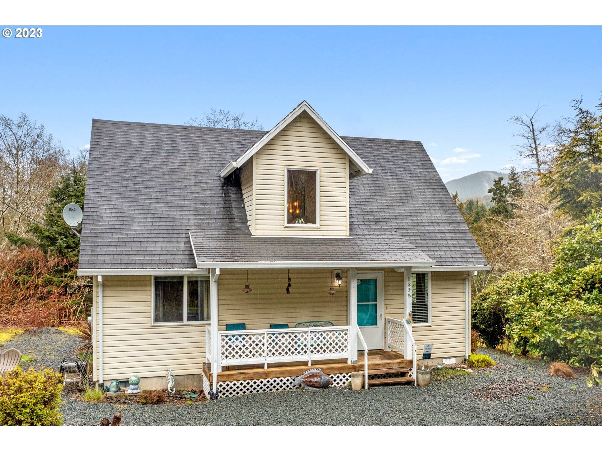 Rockaway Beach, OR 97136,1215 S 3RD AVE